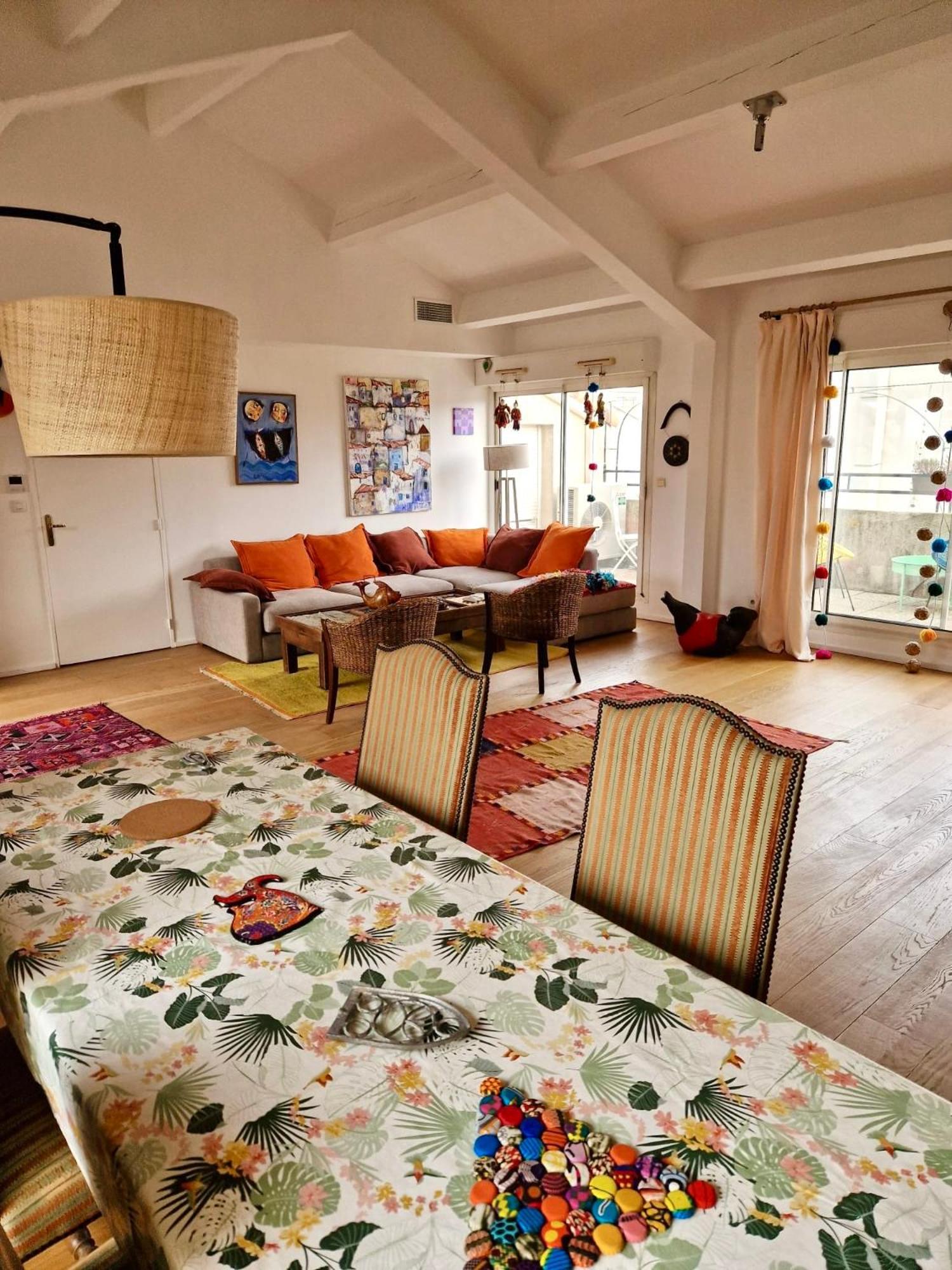 Prado Spacious And Sunny Loft In Apartment Marseille
