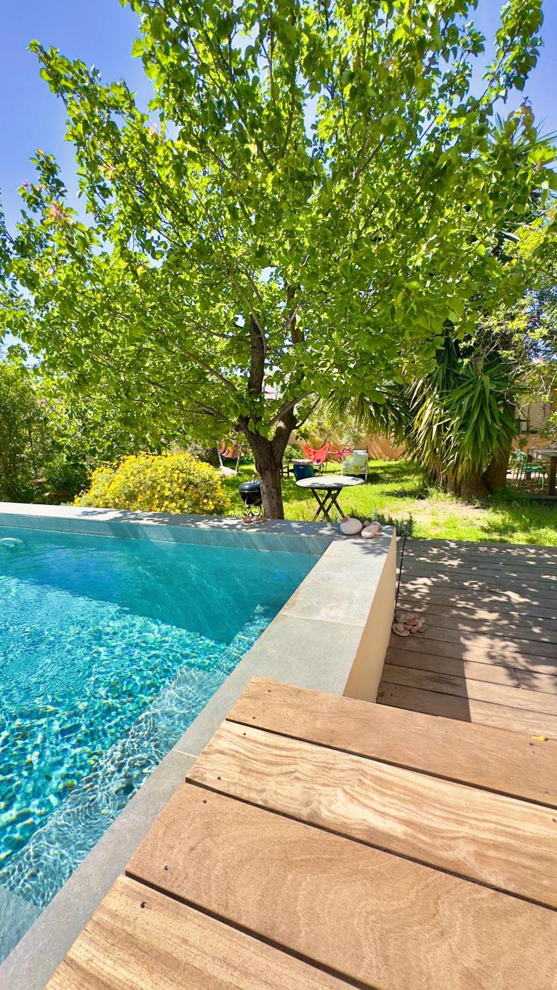 Hébergement de vacances Piscine & Sauna Maison Classee Au Coeur De Marseille