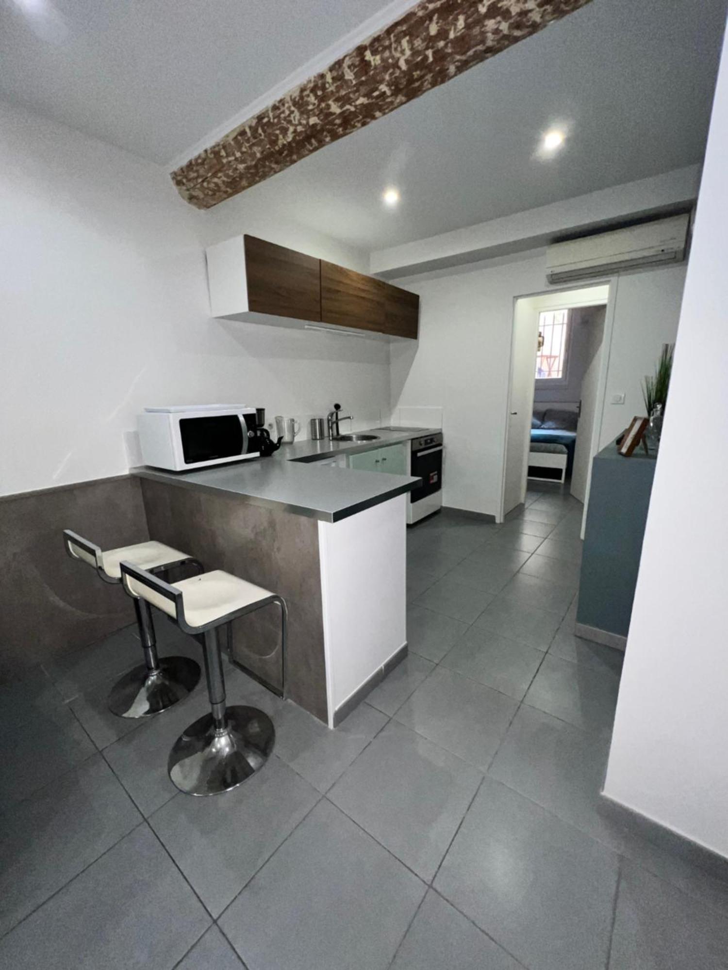 Apartment T2 Avec Cour Privee Au Coeur Du Panier- Vieux Port Marseilles