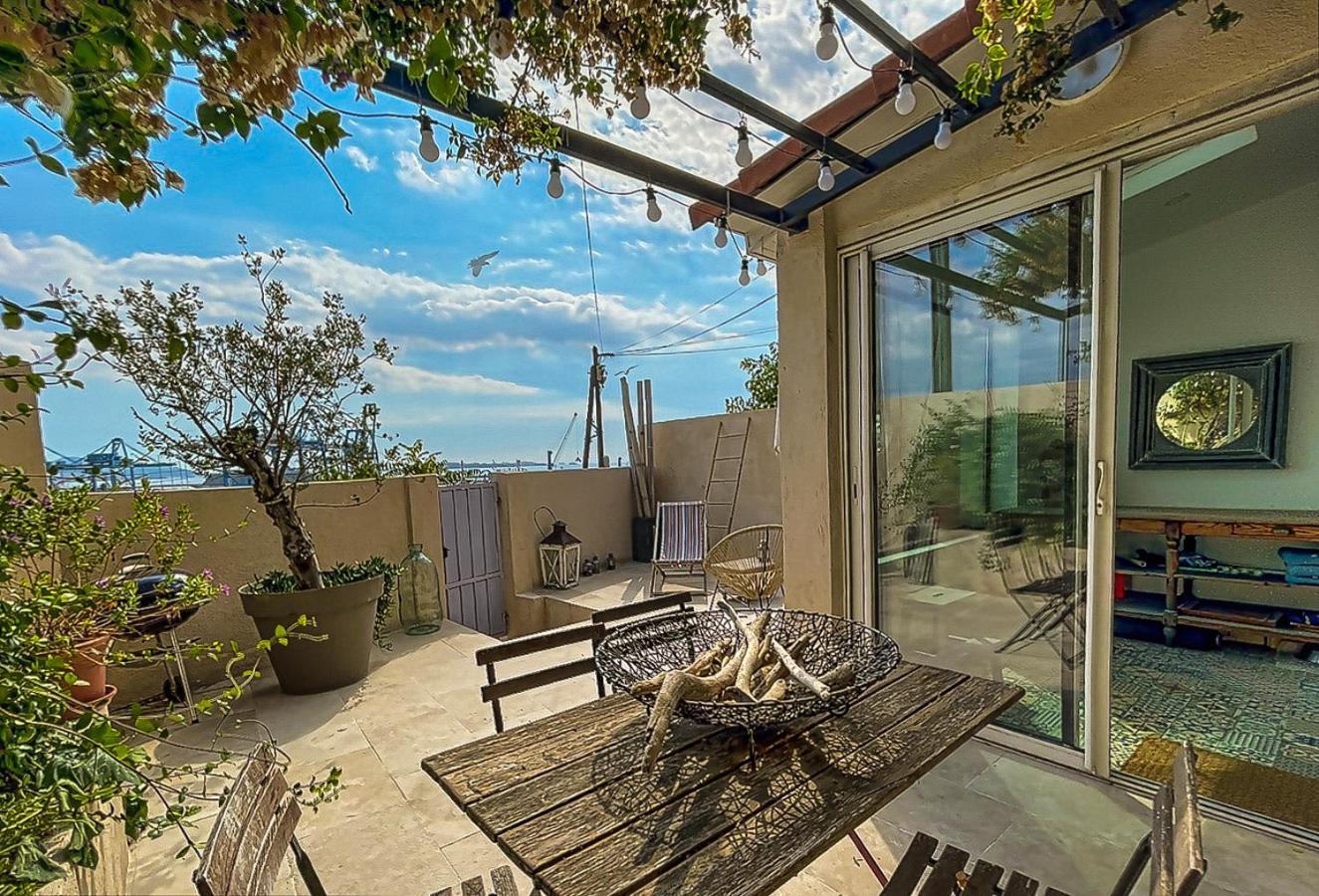 Maison Vue Mer, Marseille. Holiday home Marseille