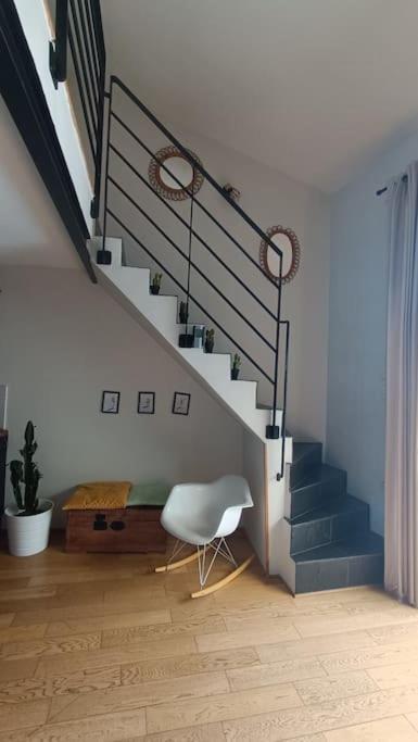 Apartment Duplex Atypique Avec Terrasse Marseilles