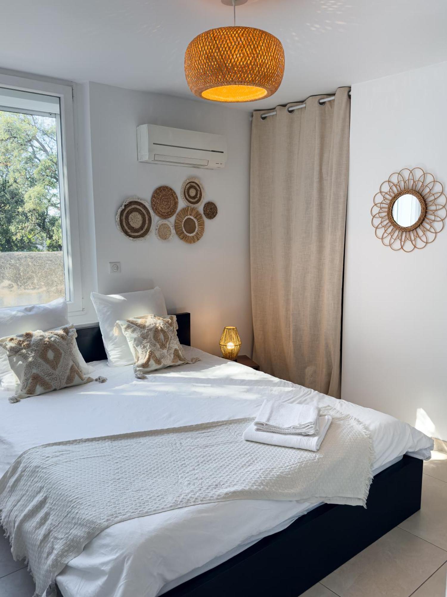 Ste Marguerite Elegant T2 Avec Terrasse Homestay Marseille