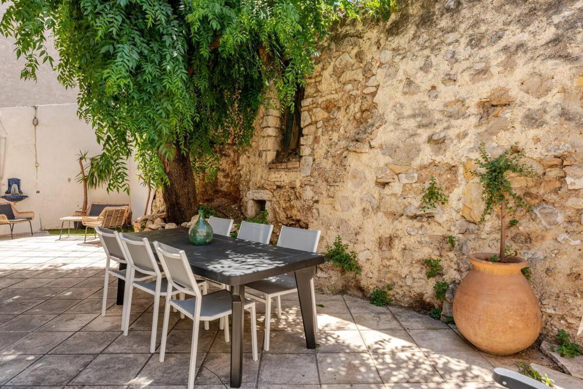 Holiday home Maison De Marseille