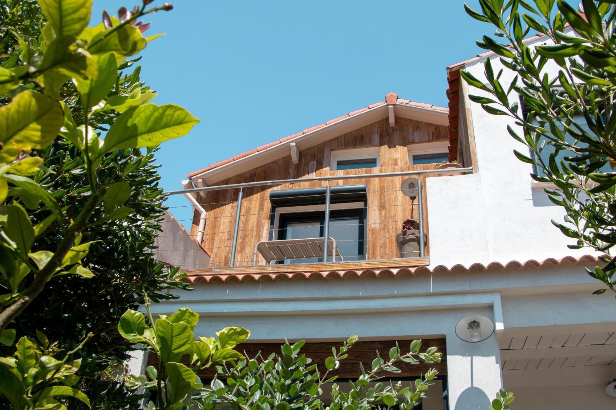 A L'agachon - Jolie Petite Maison Au Bord De L'eau