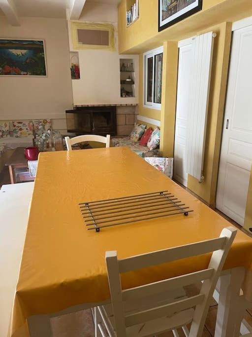 Sharehouse -room-hostel-backpackers La Girelle Apartment Marseilles