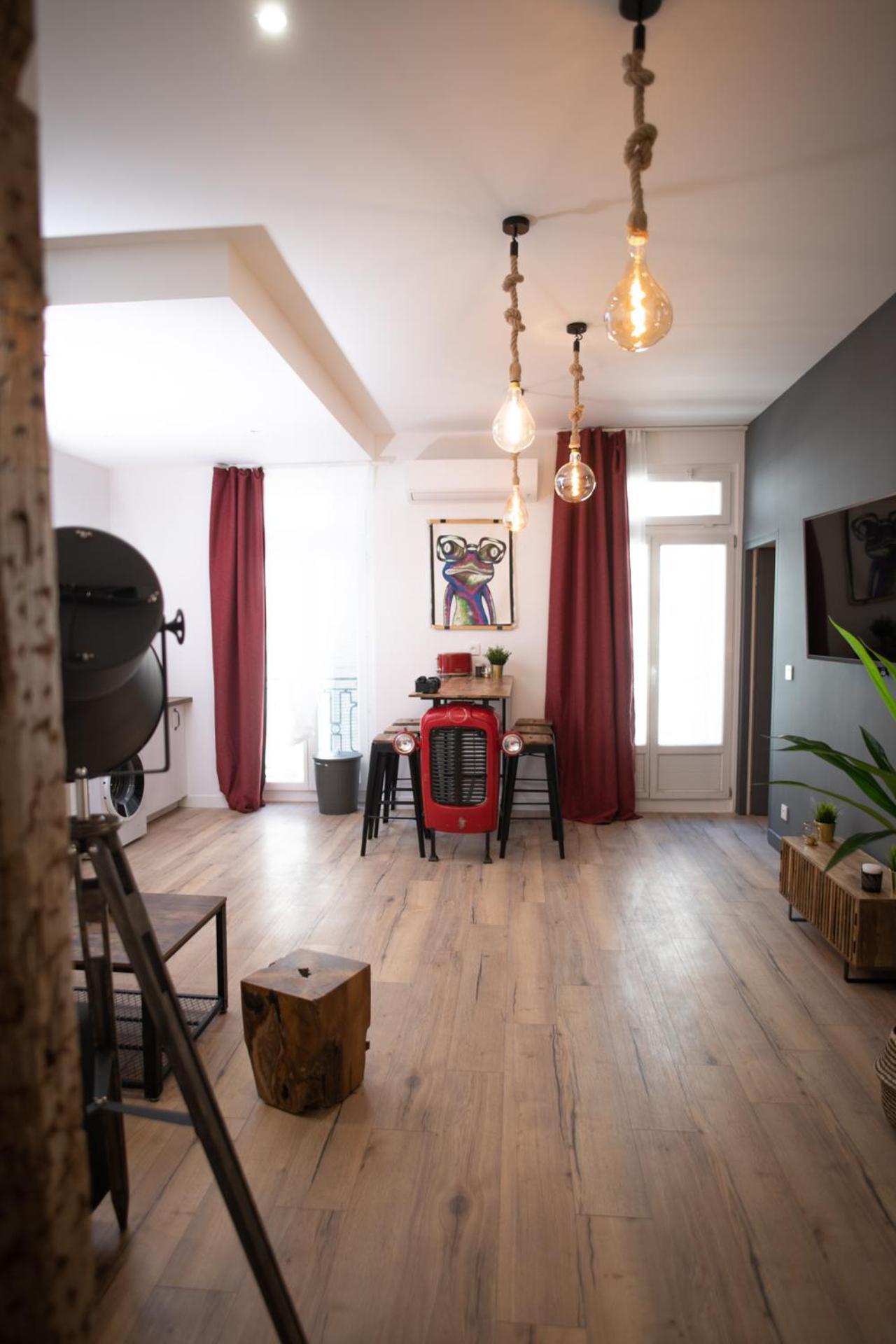 Le Comptoir Des Grenouilles Apartment Marseille