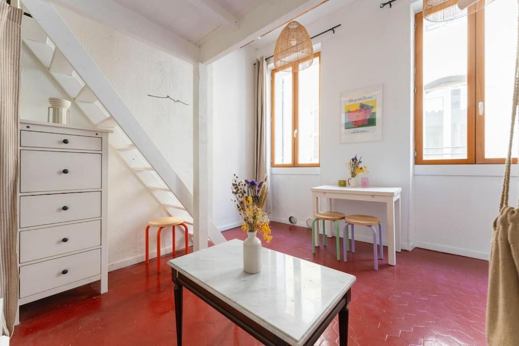Le Mistral - 2 Min Du Vieux Port Sur Rue Pietonne - Les Freres De La Loc' Apartment Marseille