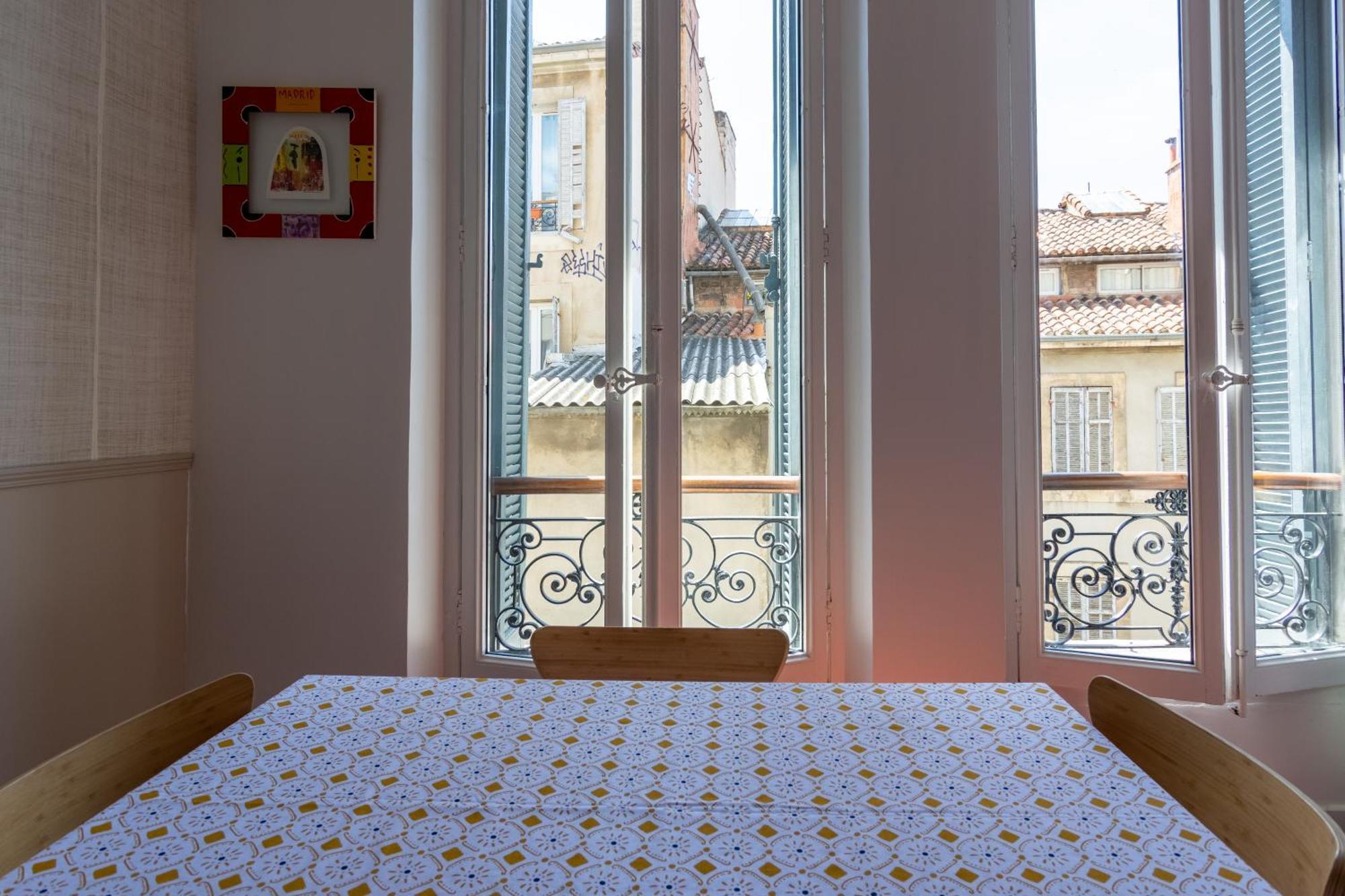 T4 Cours Julien Proche Vieux-port - Parking Gratuit Apartment Marseille