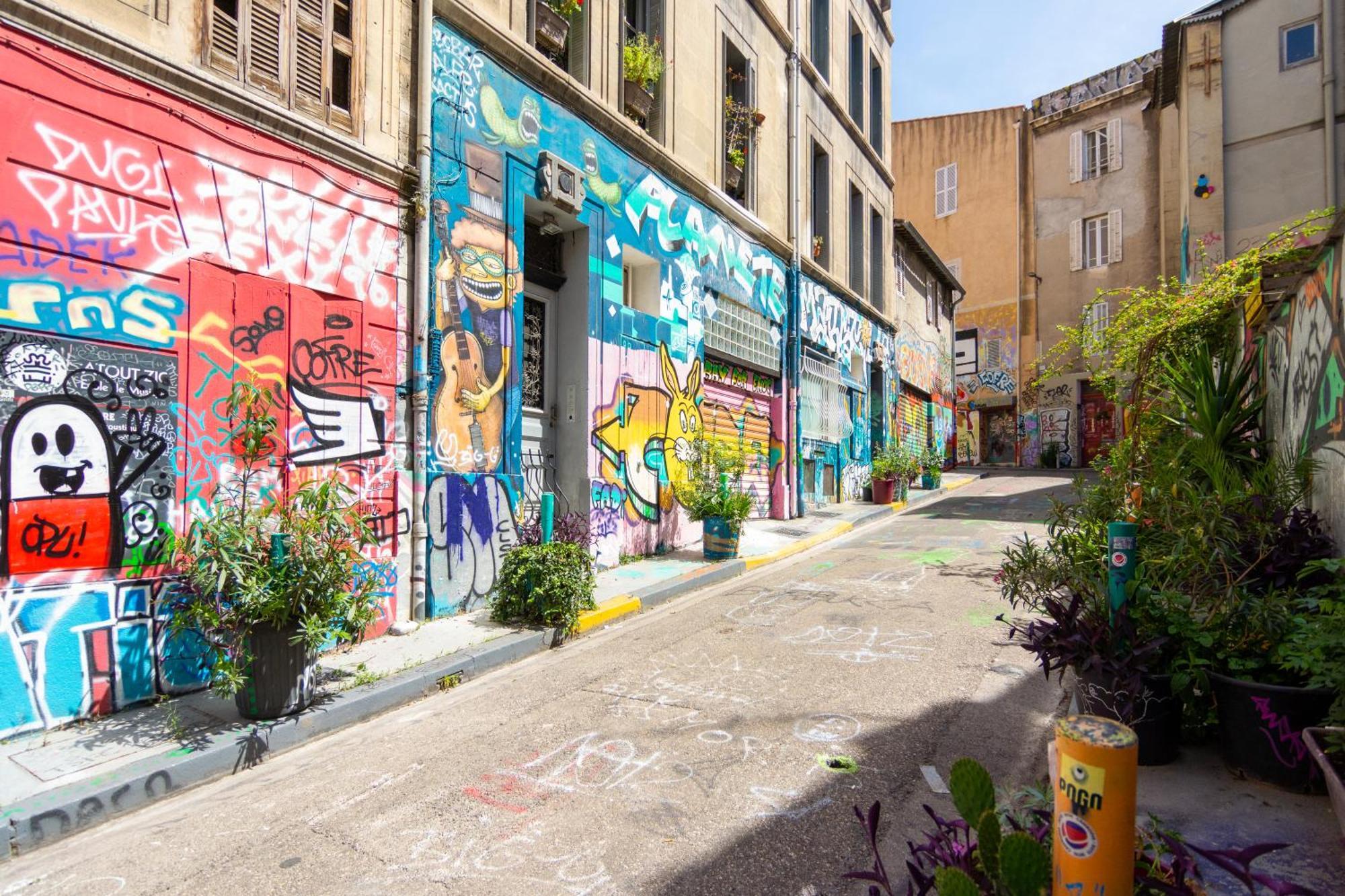 T4 Cours Julien Proche Vieux-port - Parking Gratuit Apartment Marseille