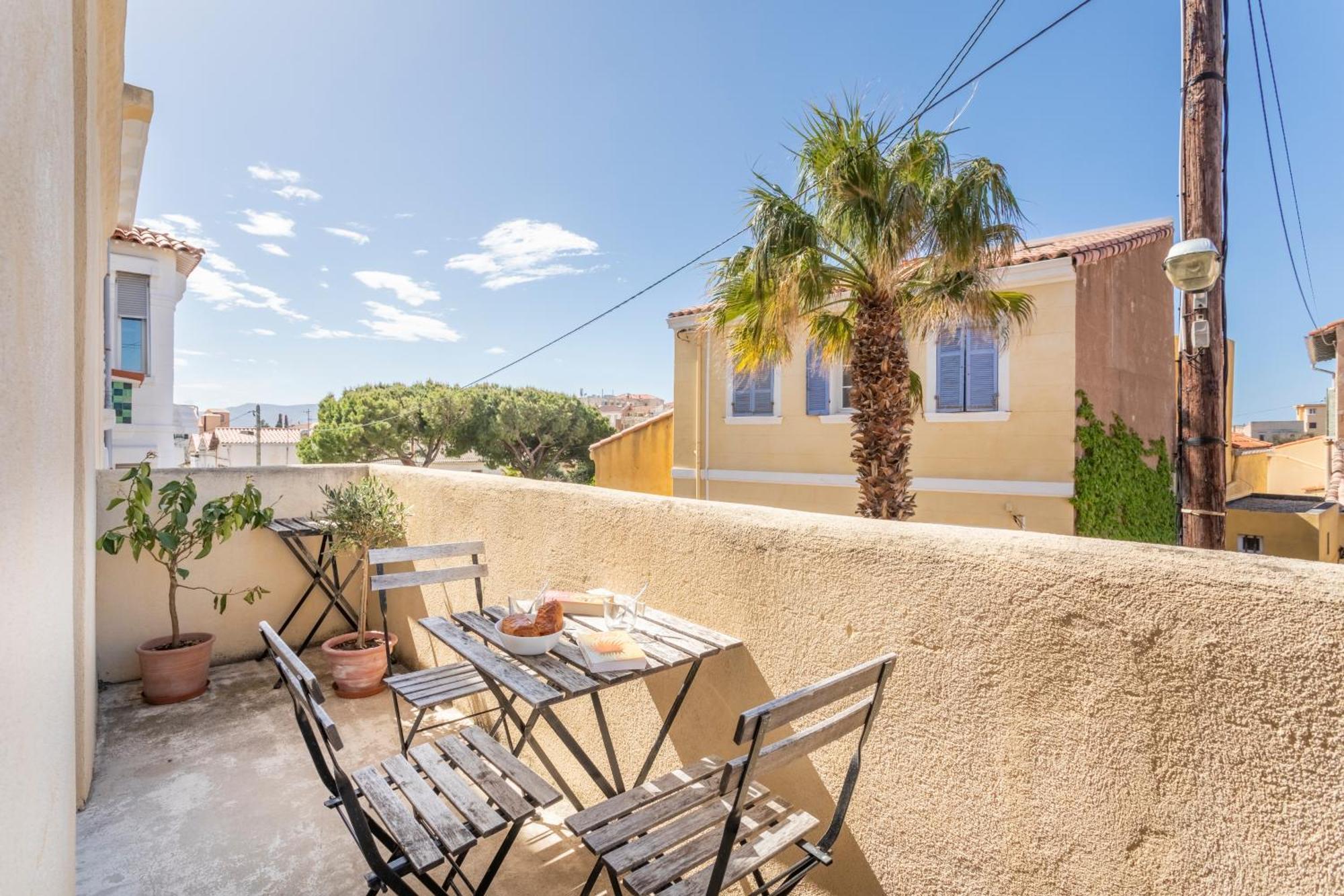 Apartment Malmousque, Confortable T2 Les Pieds Dans L'eau *