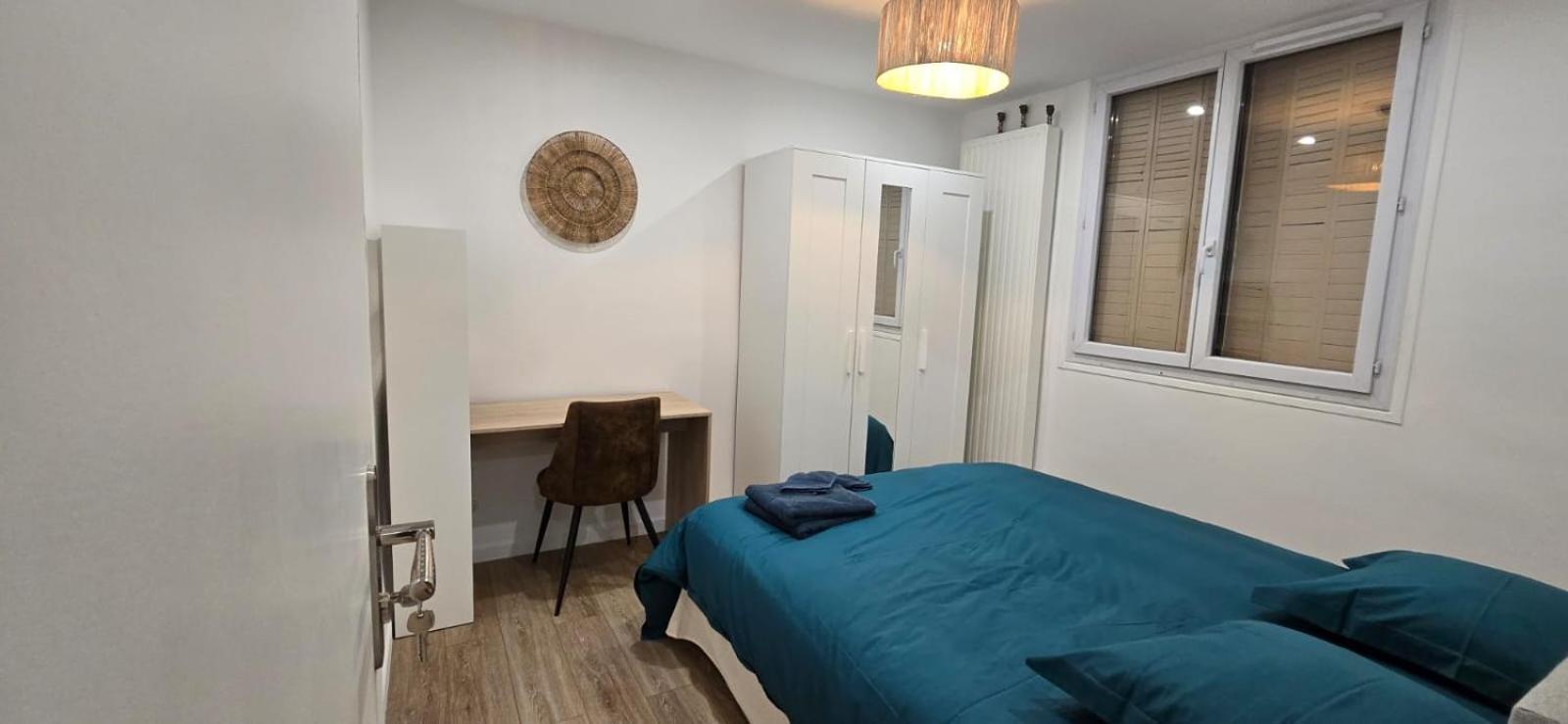 Saint Charles Apartment *