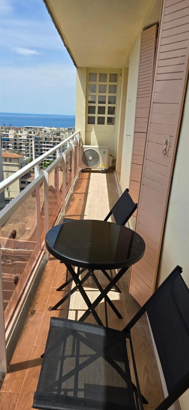 Apartment Saint Charles