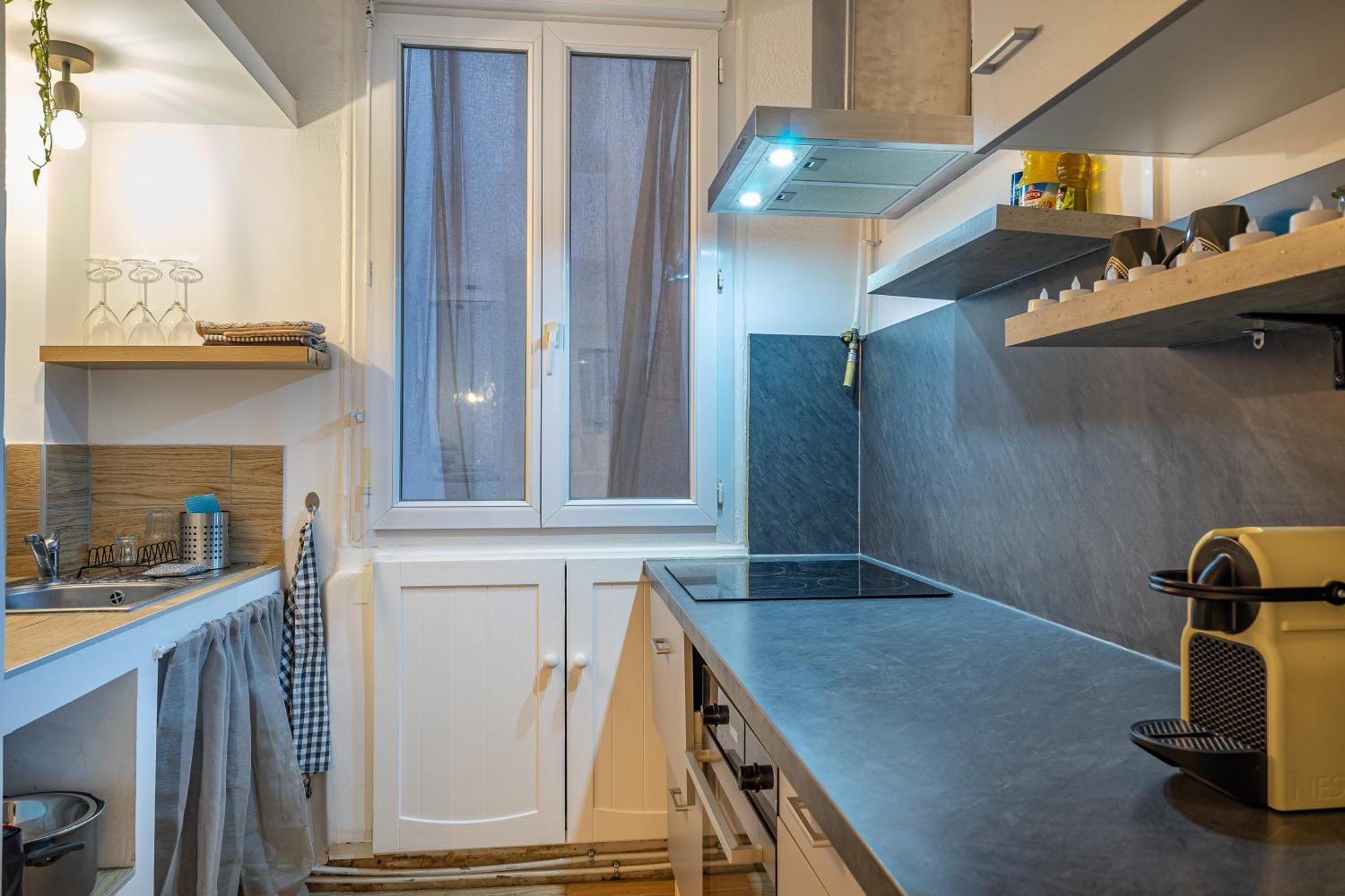 Apartment Tout Equipe En Bord De Mer Plage Des Catalans Marseille