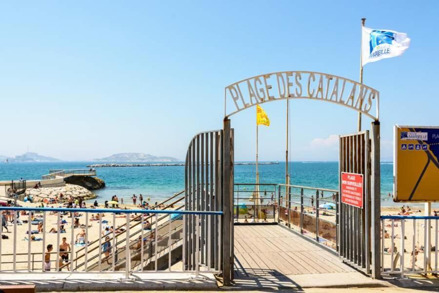Apartment Tout Equipe En Bord De Mer Plage Des Catalans Marseille
