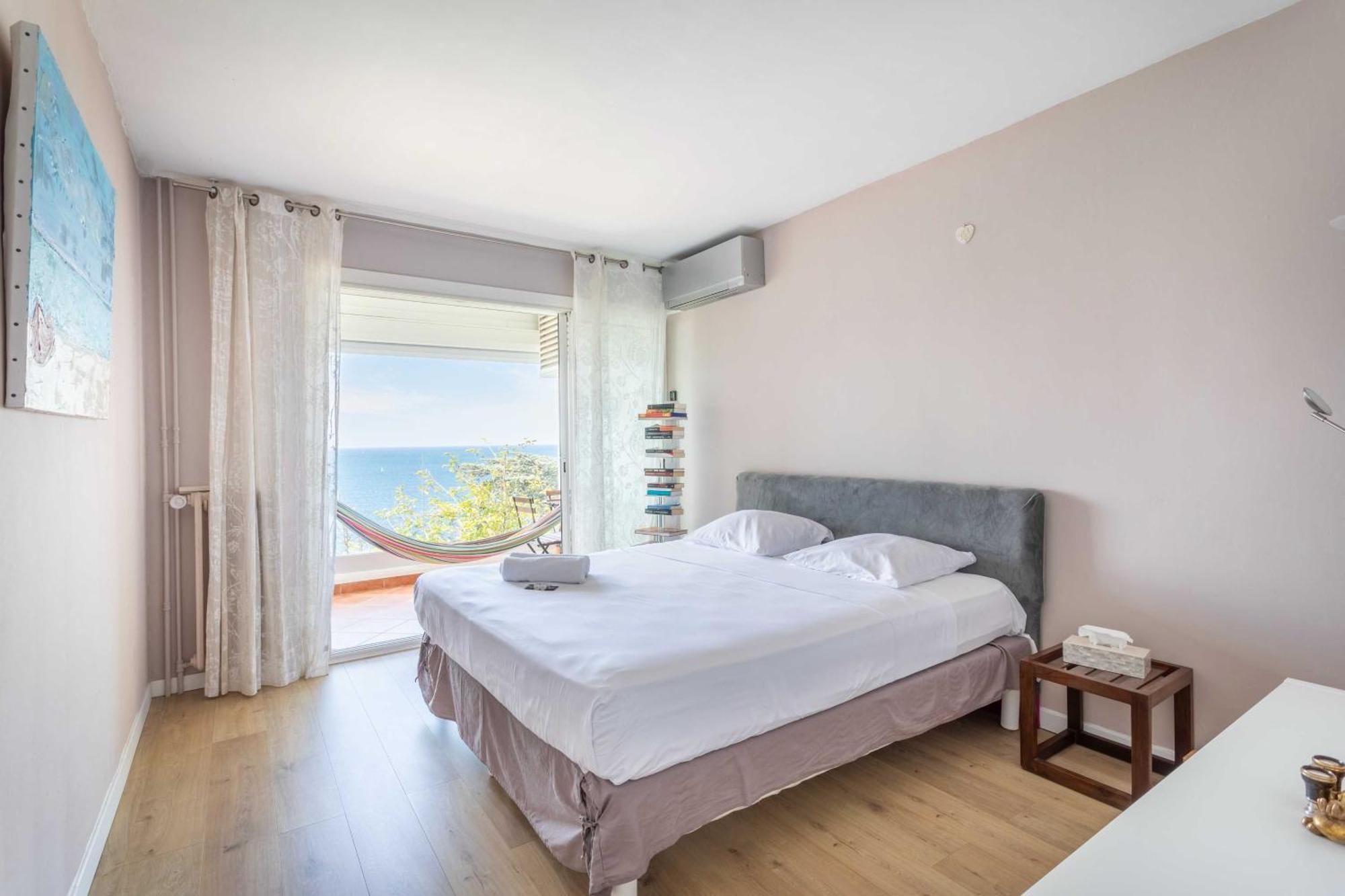 Apartment Exceptional With Ac And Sea View Marseille