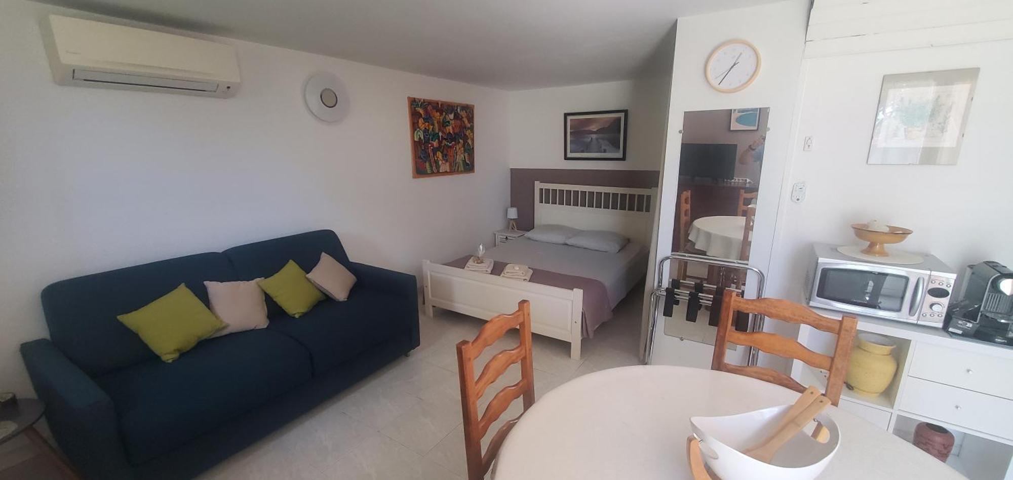 Apartment Jolie En Rez De Jardin A L'estaque Mourepiane *