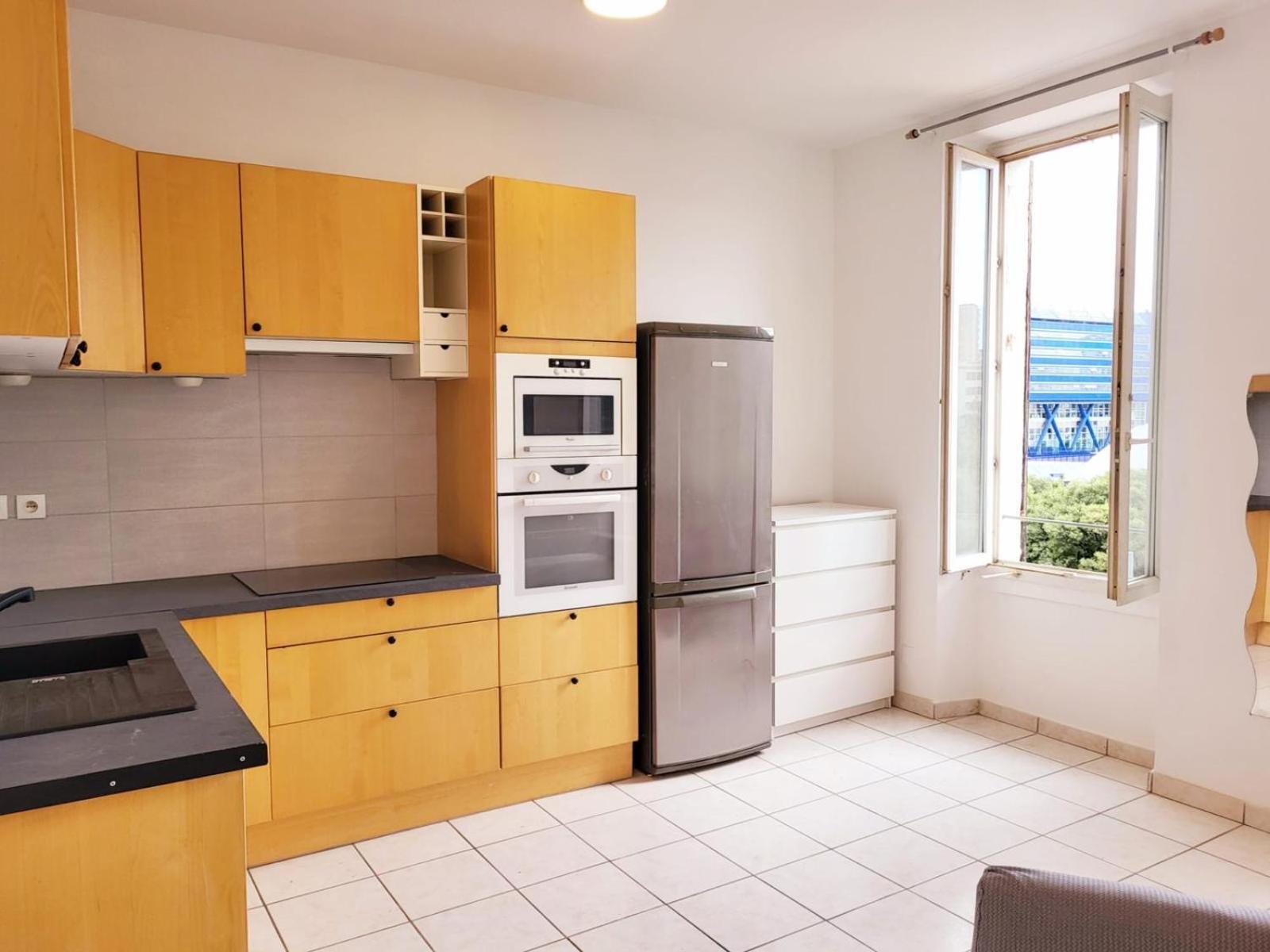 Le Petit Marseillais Apartment *