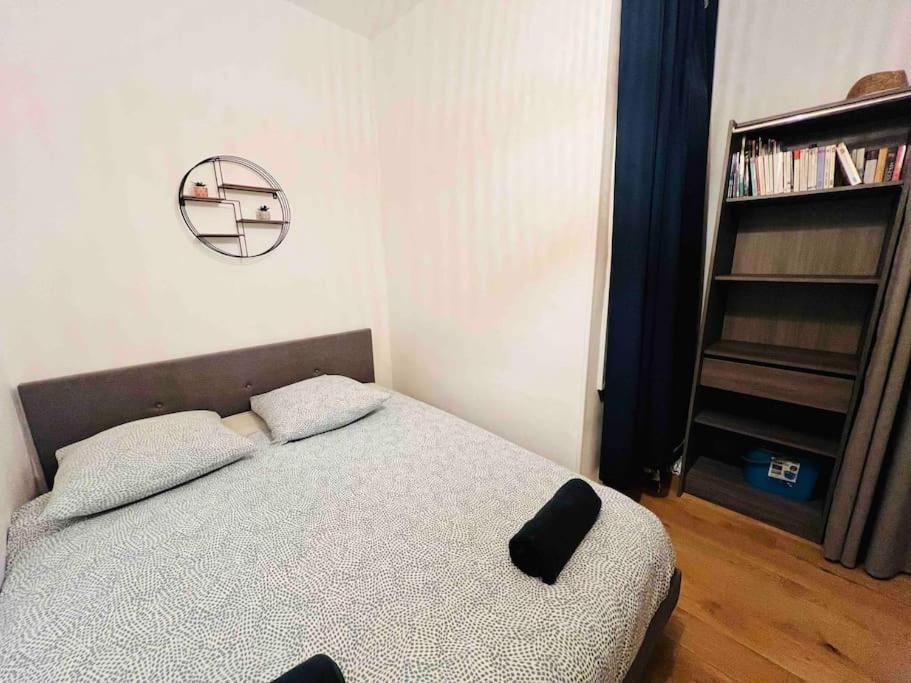 Apartment Joliette, T2 , Hopital Europeen 13002