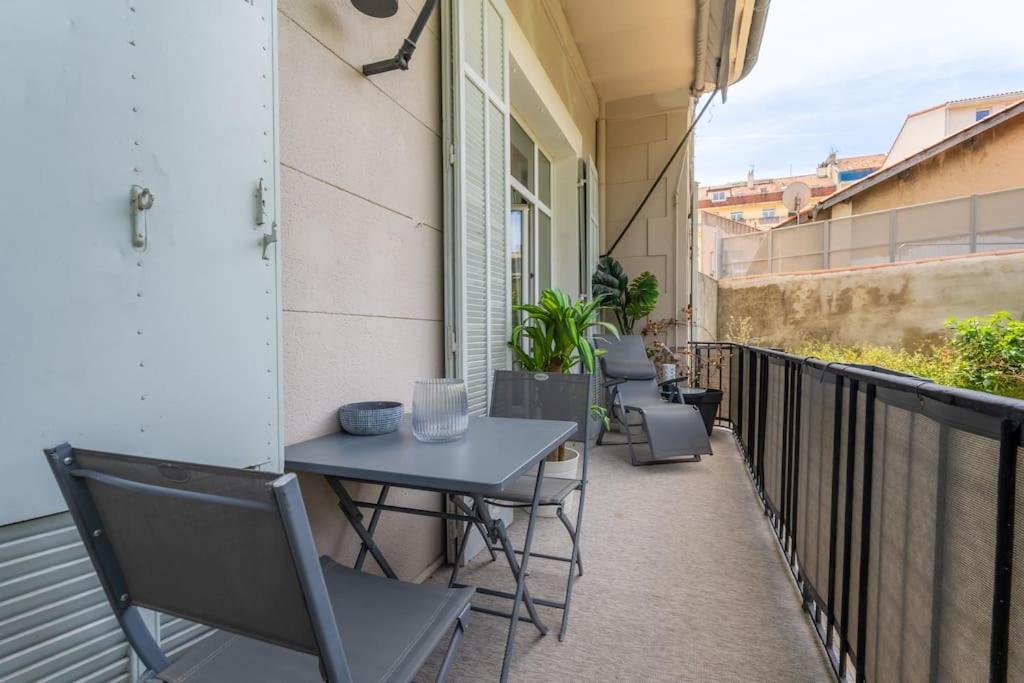 Apartment Standing, 8 Pers