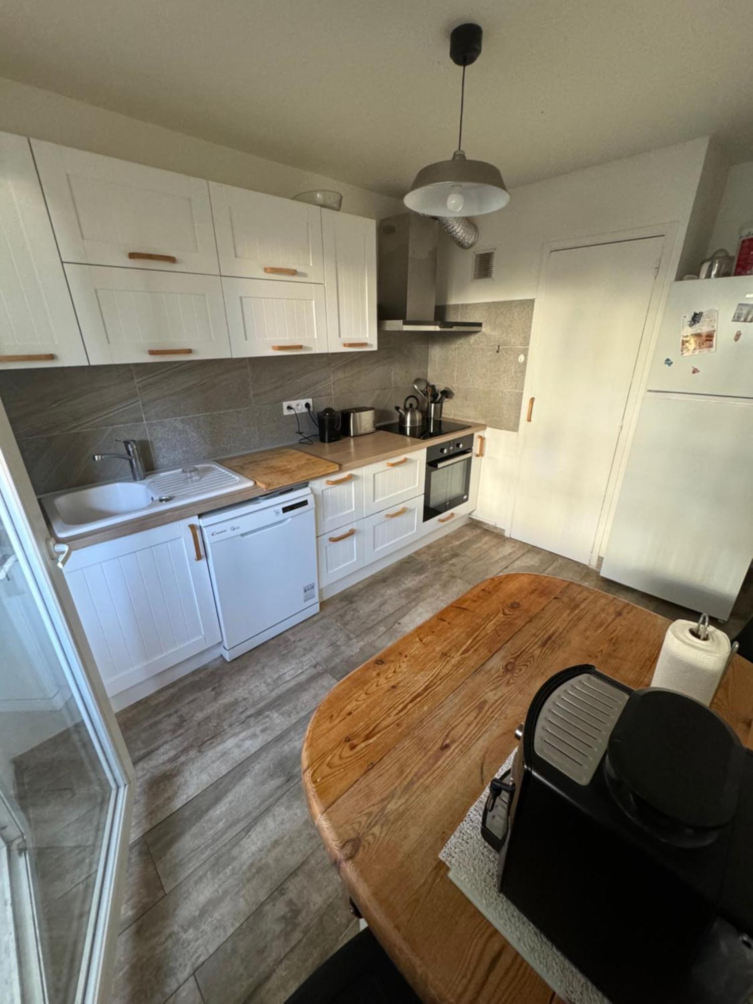 Apartment 5 15 Minutes
