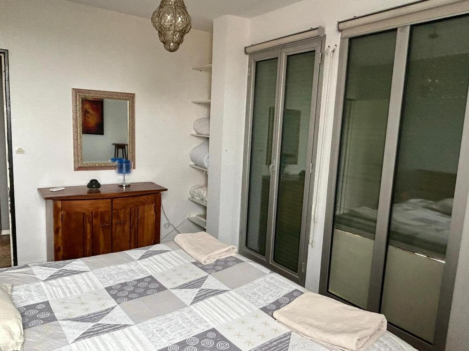 Le Pharo Appart Vue Mer Pres Plage Fort St Nicolas Vieux Port Mucem Apartamento *