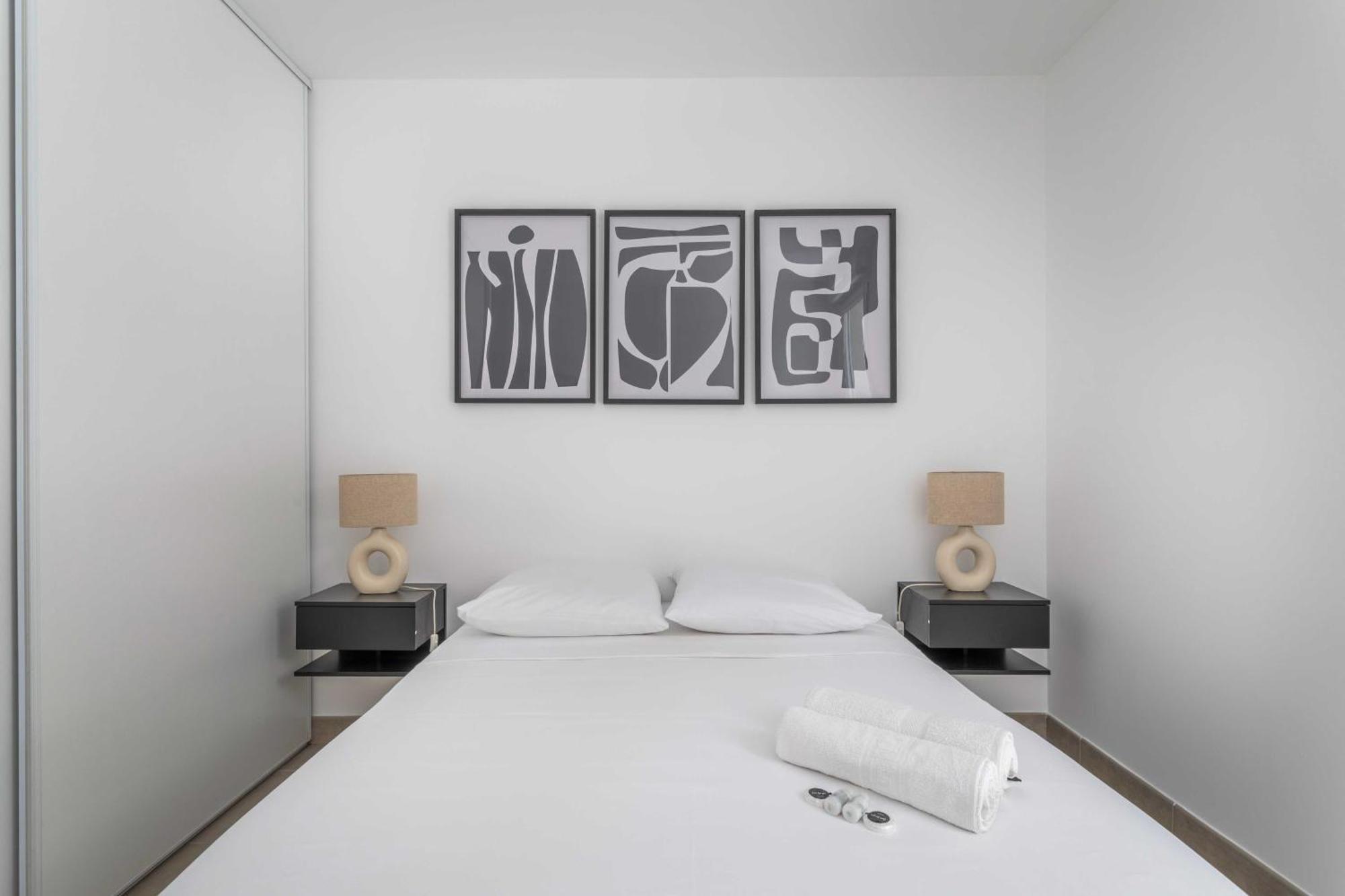 2 Bedroom With Balcony 10th Arr Apartment Marseille
