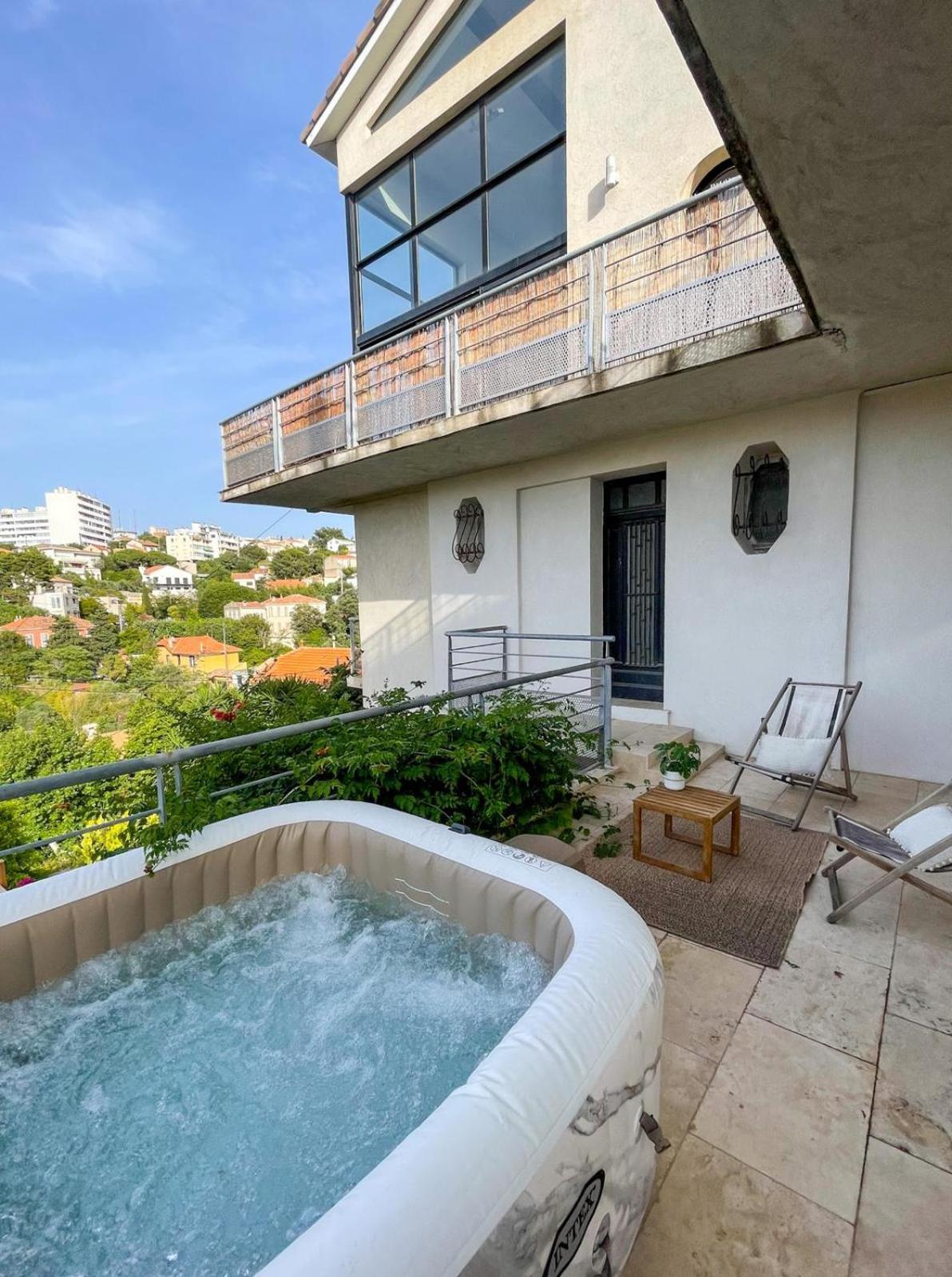Luxueux Duplex Avec Vue Panoramique Sur Notre-dame Apartment Marseille