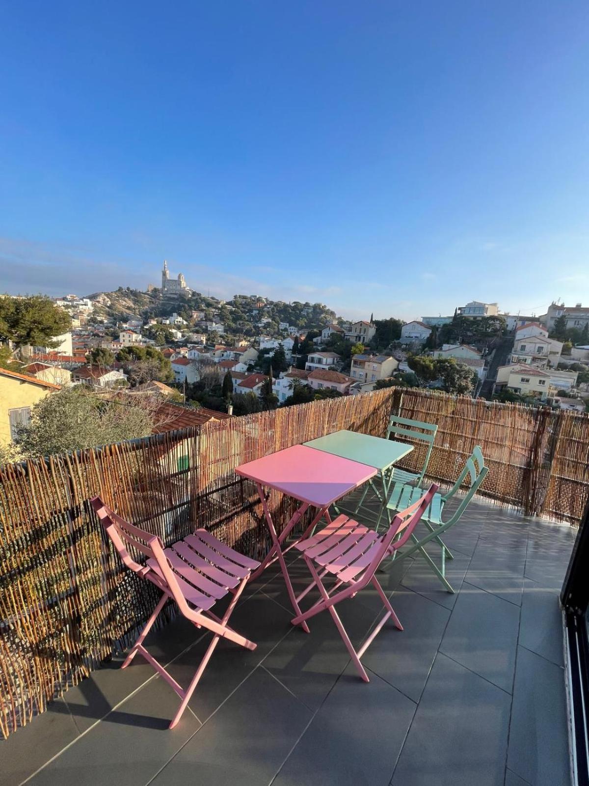 Luxueux Duplex Avec Vue Panoramique Sur Notre-dame Apartment Marseille
