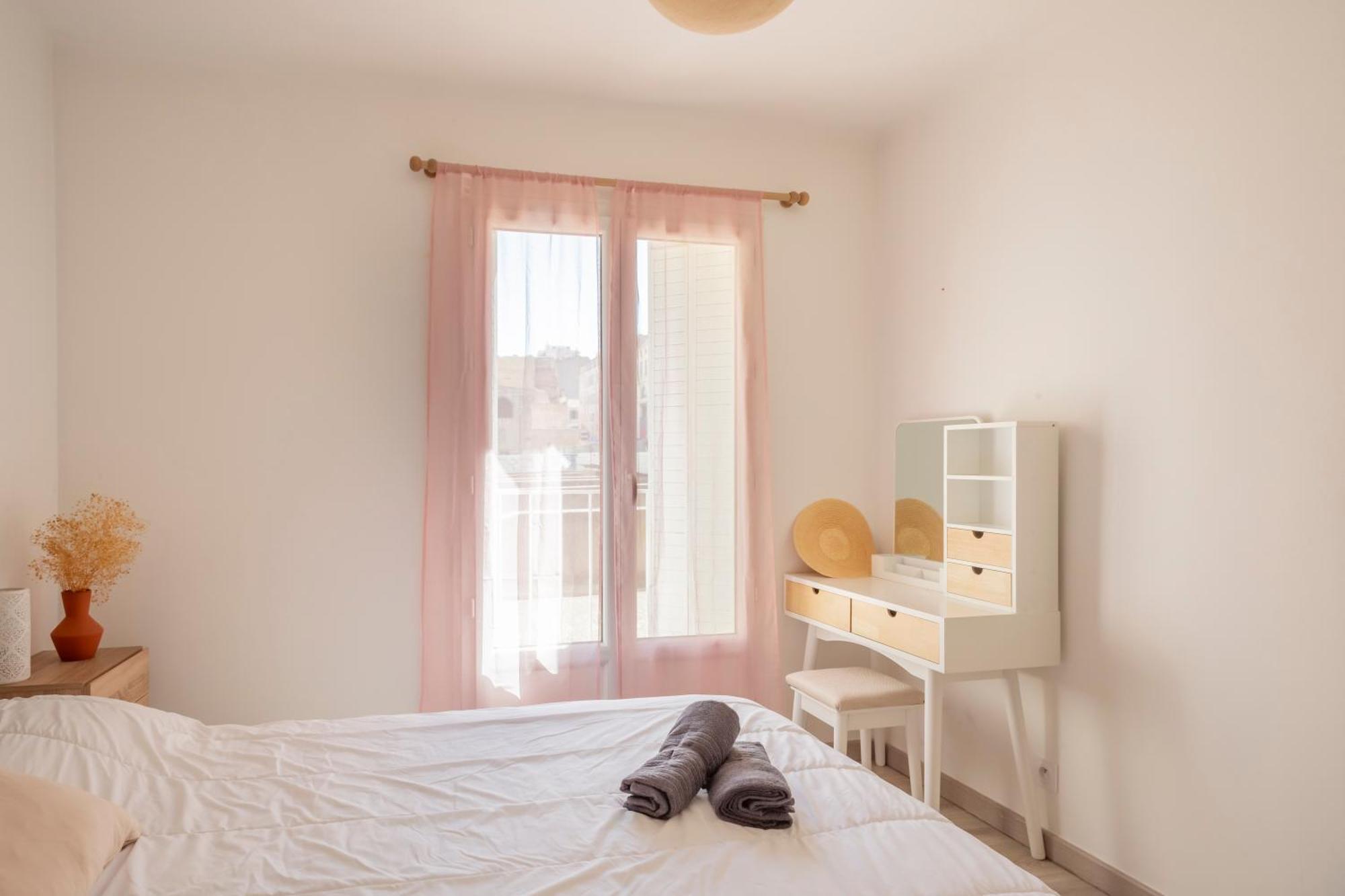 Appartement Le Lacydon, 8 Pers, 2 Minutes Du Vieux Port Emplacement Exceptionnel Marseille