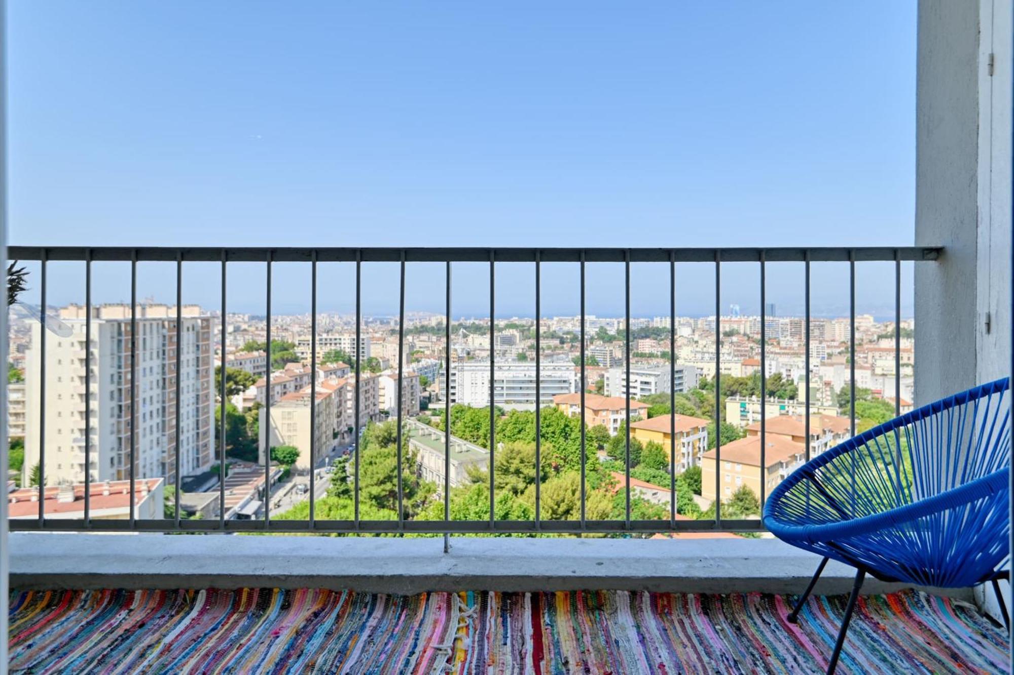 Superb Panoramic View Of Apartment *