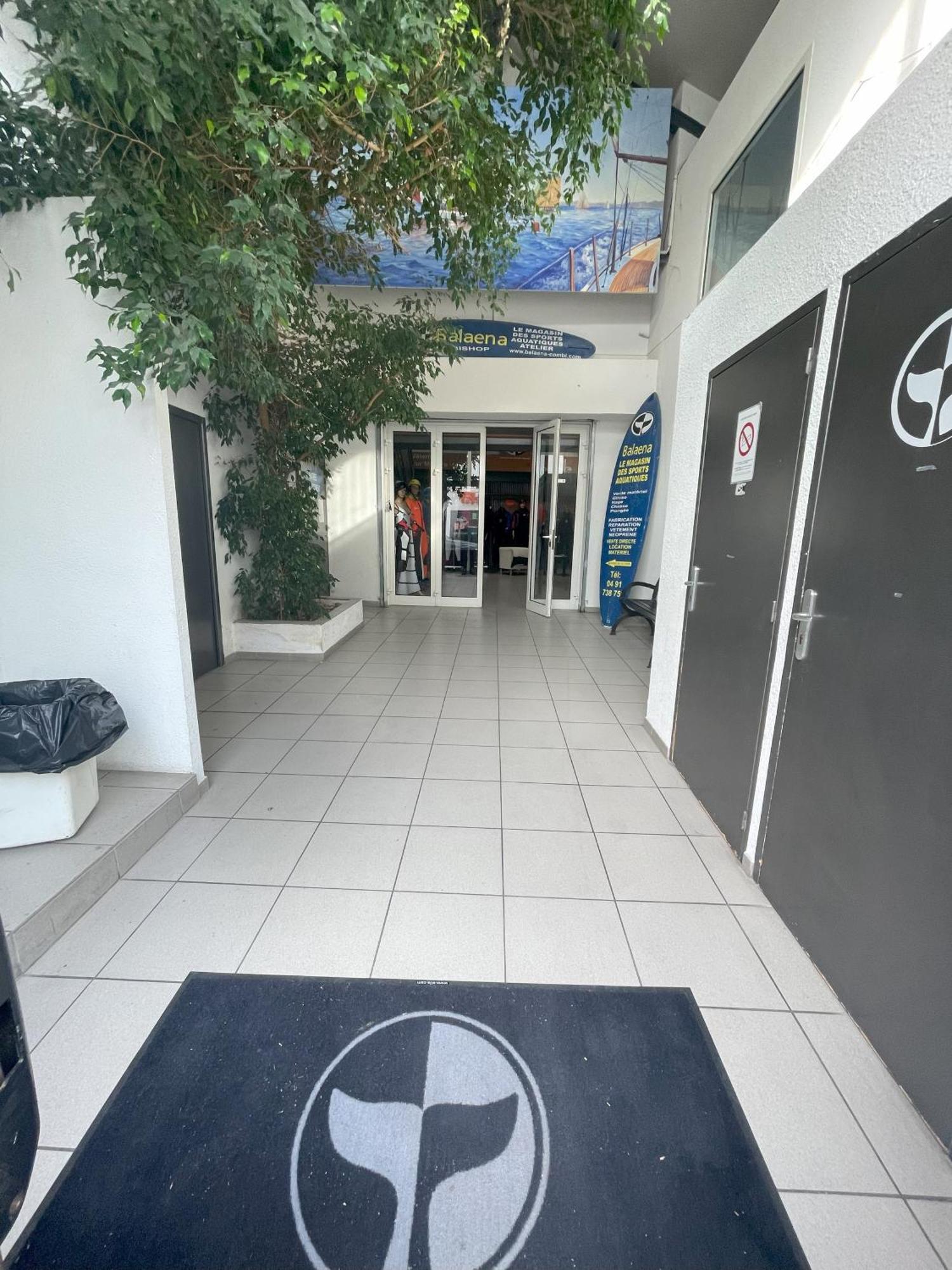 Balaena Hostel Marseille