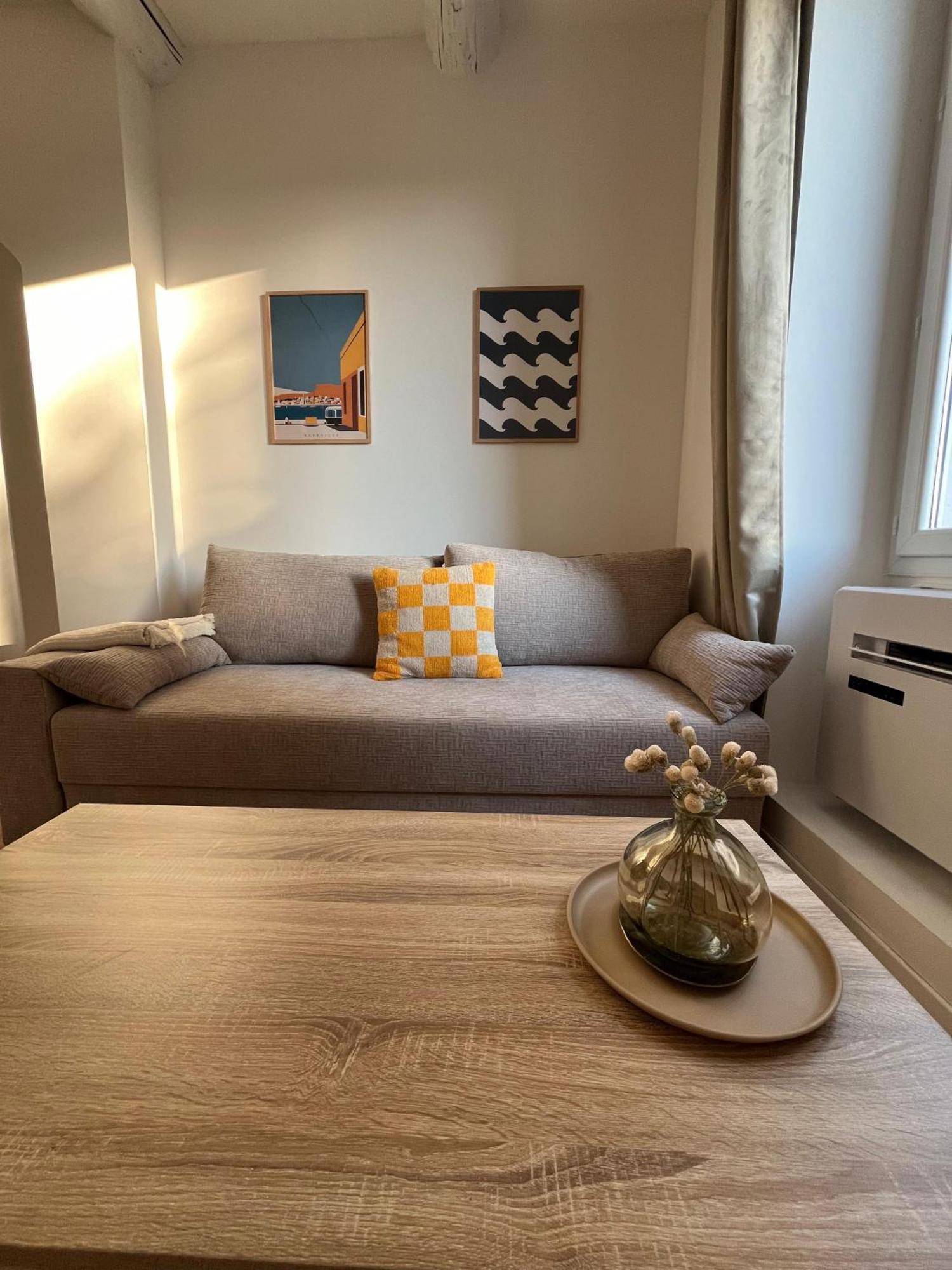 Apartamento Le Cocon Du Vieux Port - Neuf Confort En Plein Centre - Place Aux Huiles *