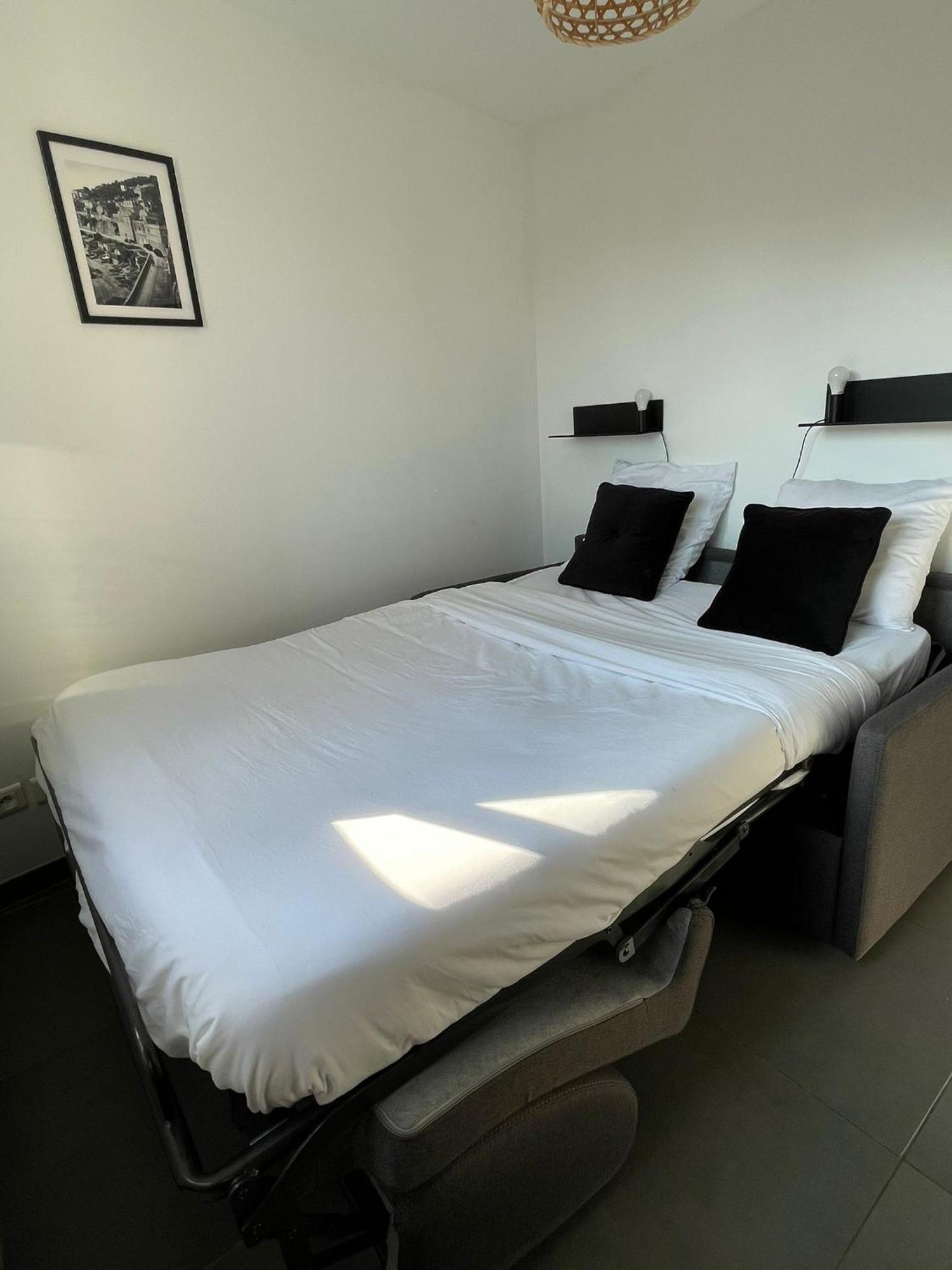 Luxueux Duplex Avec Vue Panoramique Sur Notre-dame Marseille