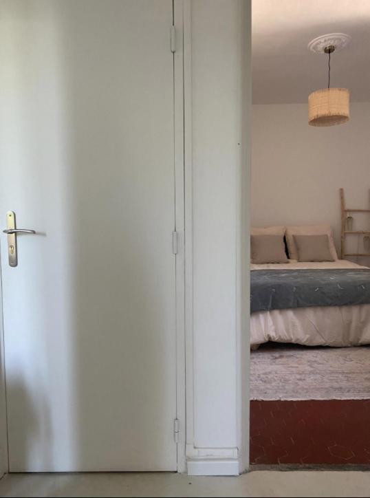 61jau Marseille,pied A Terre La Plaine Marsella