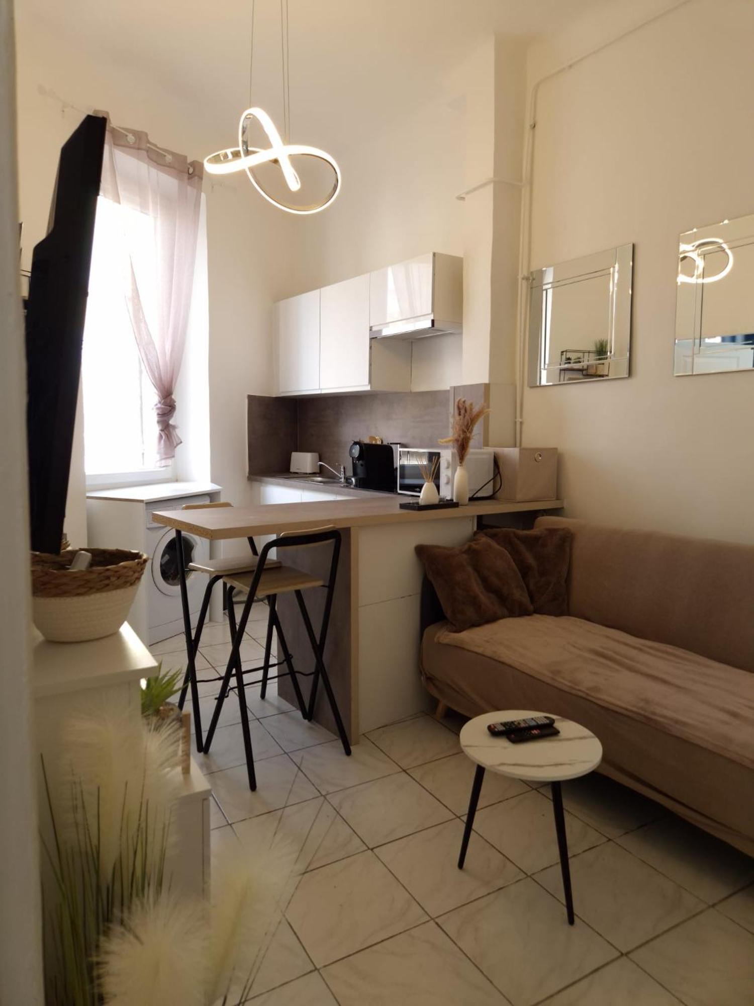 Cosy T-3 Proche Velodrome,plages Idealement Situe Appartement *