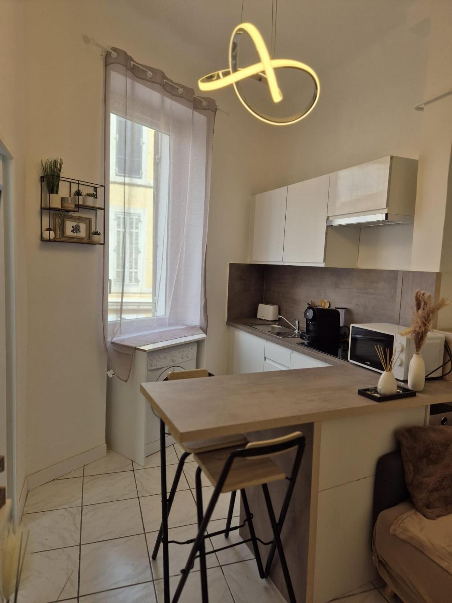 Appartement Cosy T-3 Proche Velodrome,plages Idealement Situe