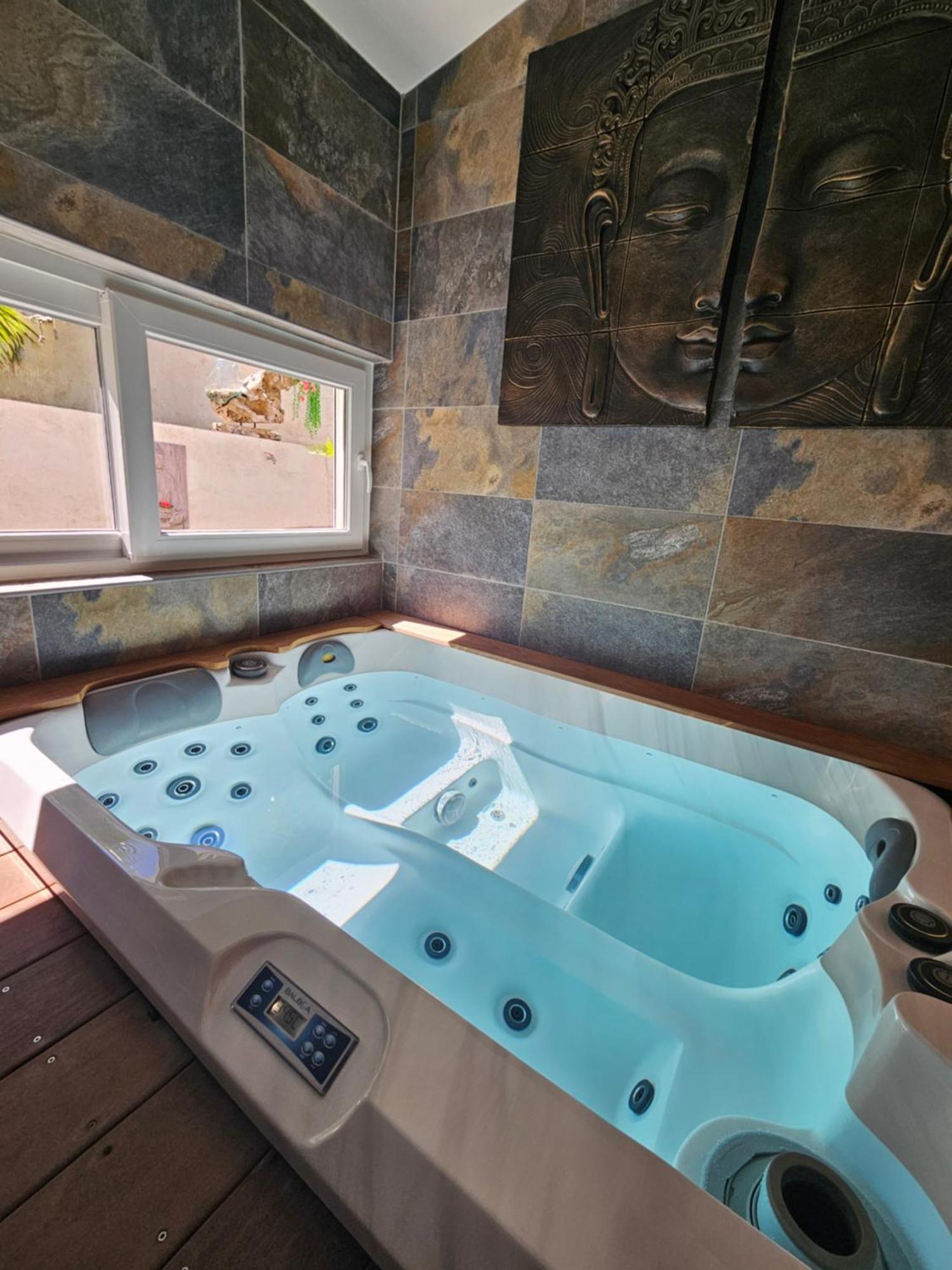 O Balinais Mini Avec Et Piscine Privative Bed & Breakfast