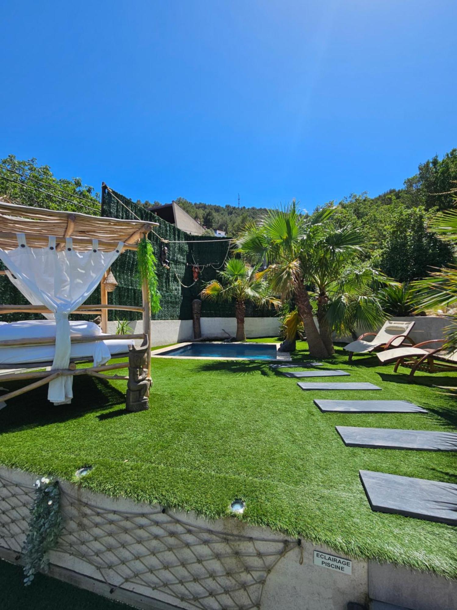 Bed & Breakfast O Balinais Mini Avec Et Piscine Privative Marseille