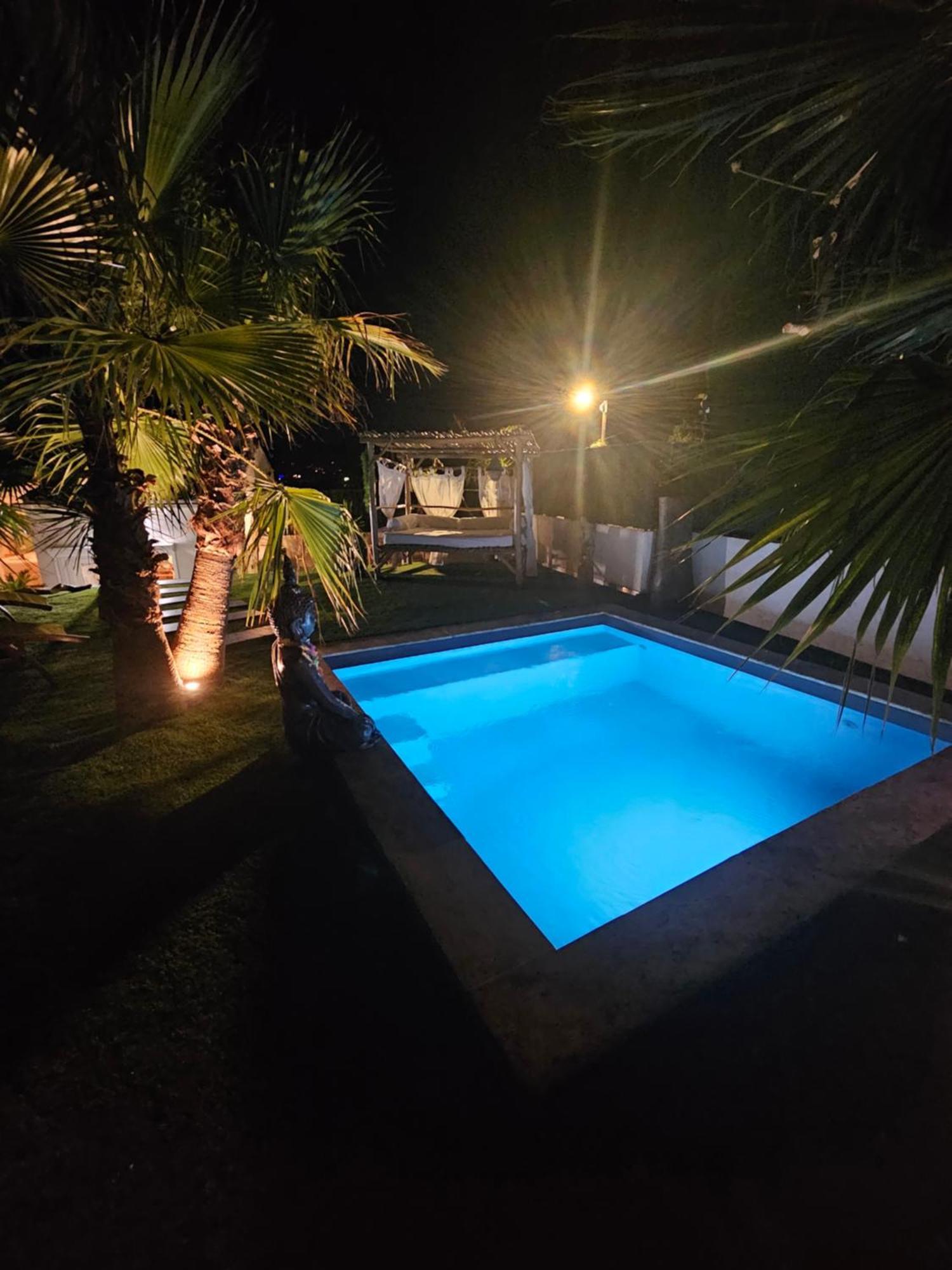 O Balinais Mini Avec Et Piscine Privative Bed & Breakfast