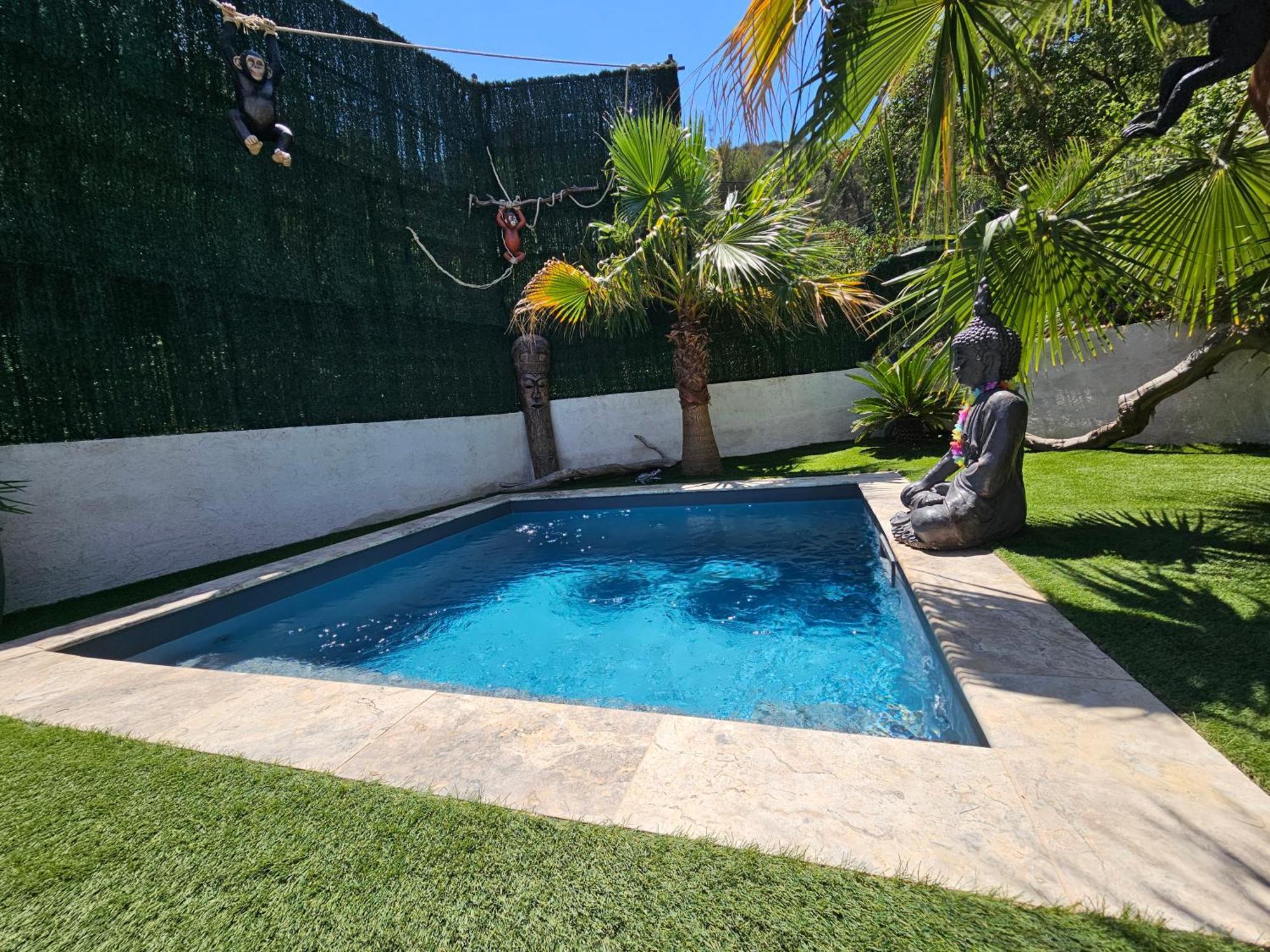 O Balinais Mini Avec Et Piscine Privative Marseille