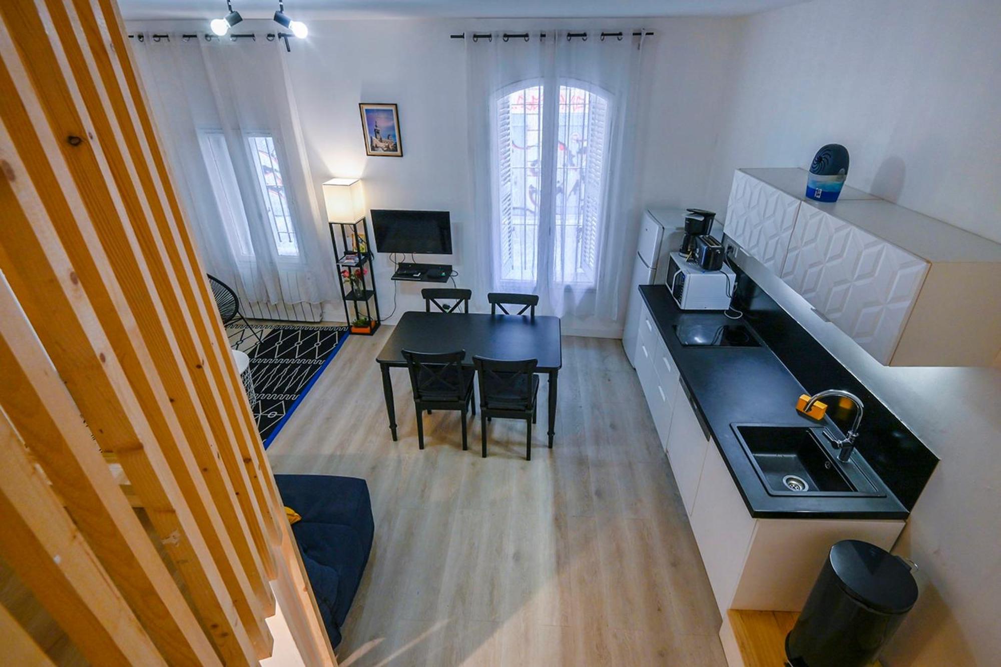 Cosy In The Heart Of The Panier * Marseilles