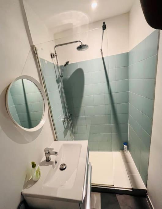 Beau Au Coeur Du Panier Apartamento Marselha