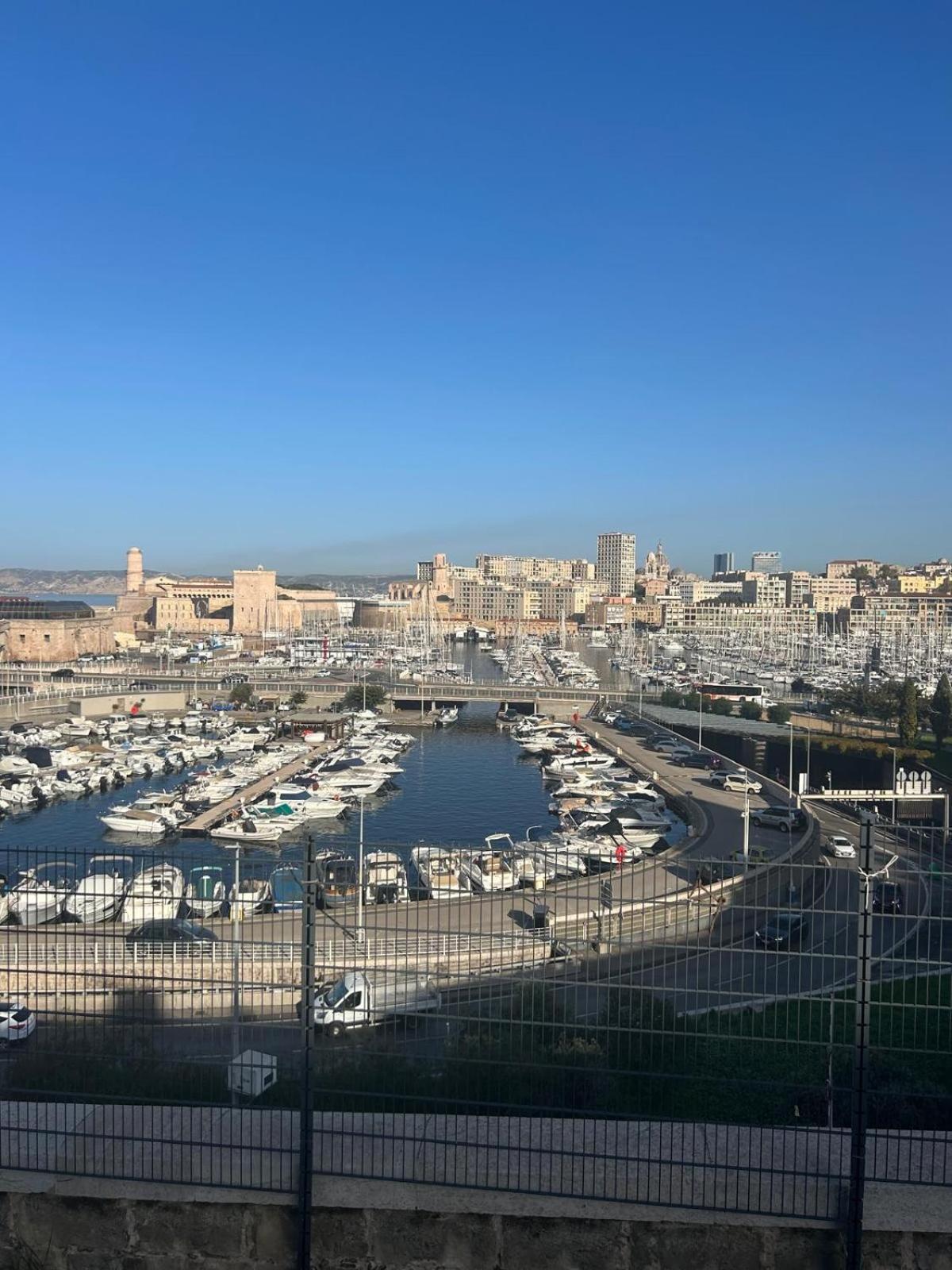 Le Saint Victor Apartment *