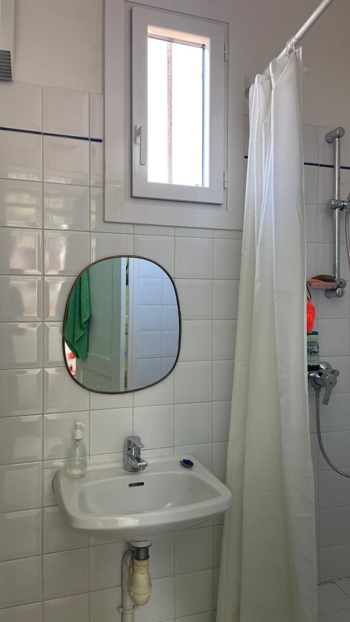 Maison 180 M2 Avec Bassin-piscine En Bois A Vauban *