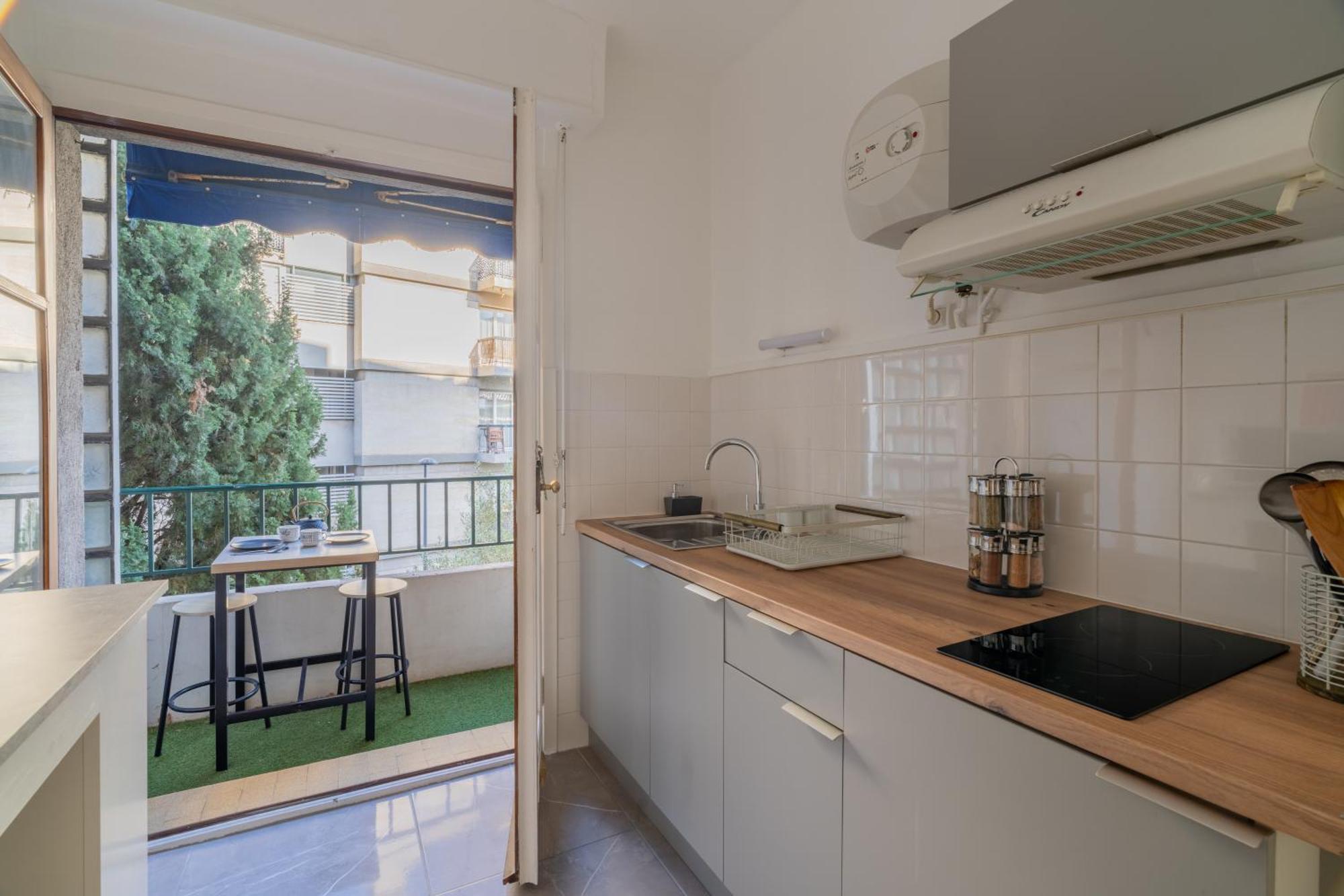 Le Carre D'or Mermoz Appartement *