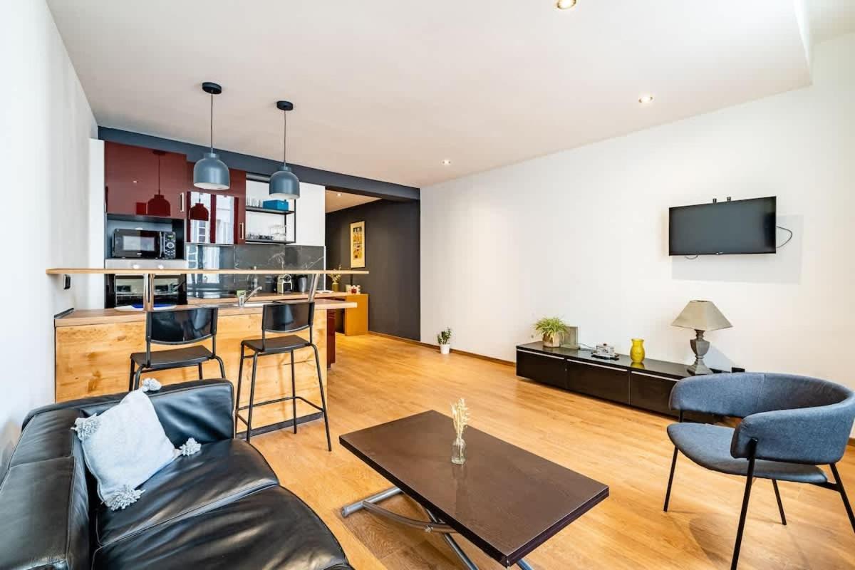 Neat And Refined In Panier Pedestrian Area Close To Old-port Apartment Marseille