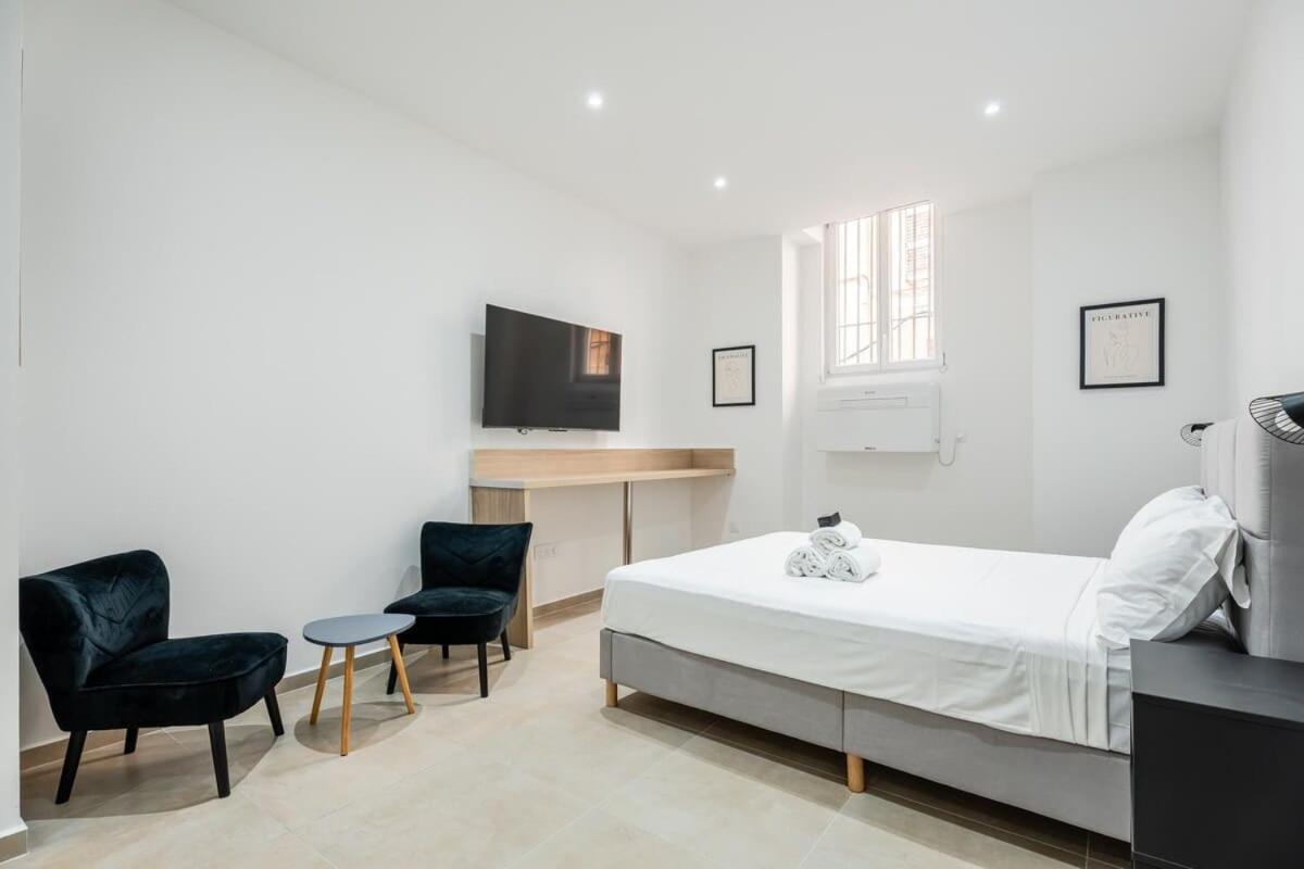 Fully-equipped In Panier Close To Business Area Joliette And Old-port Marseilles