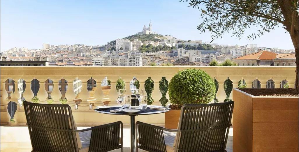 T2 Avec Cour Privee Au Coeur Du Panier- Vieux Port Marseilles