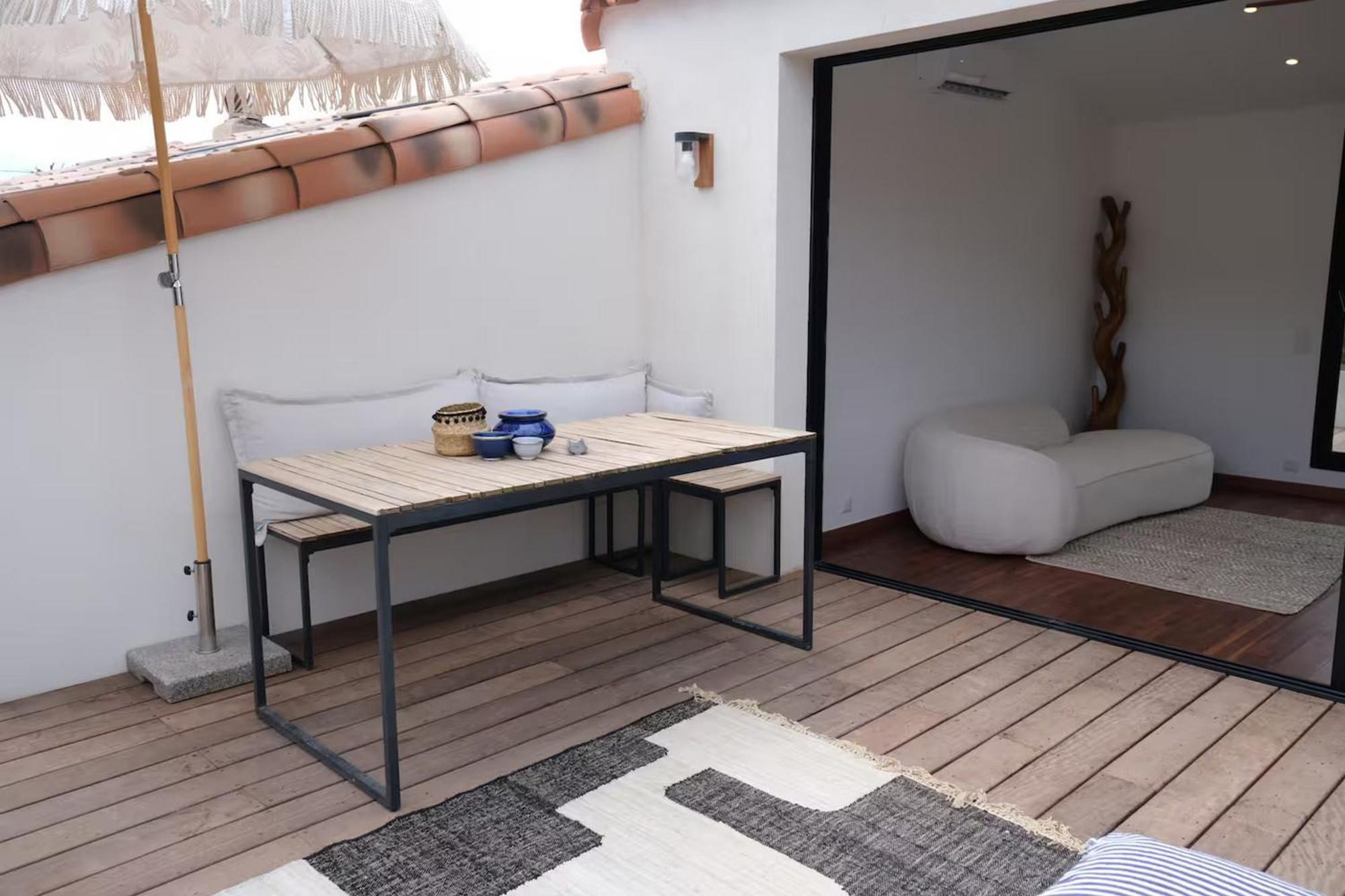 Tropicales Calanques Te Apartment