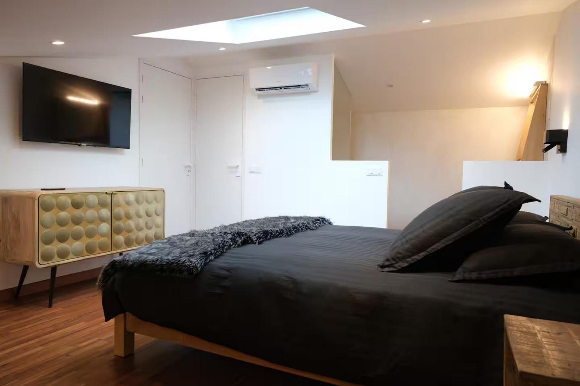 Tropicales Calanques Te Apartment *